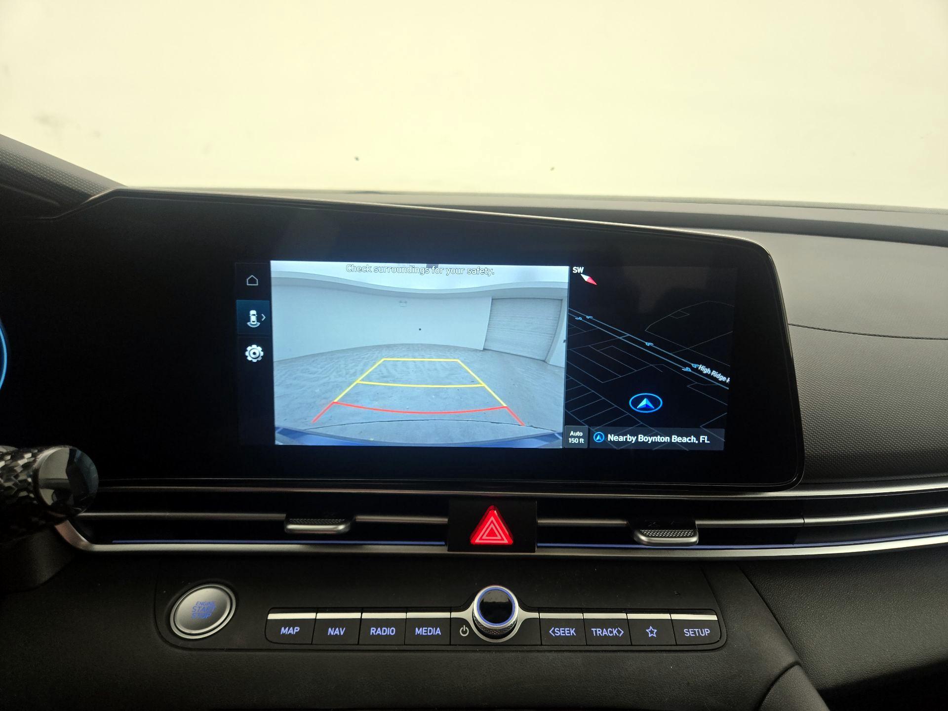 Thumbnail: 2024 Hyundai Elantra - 15