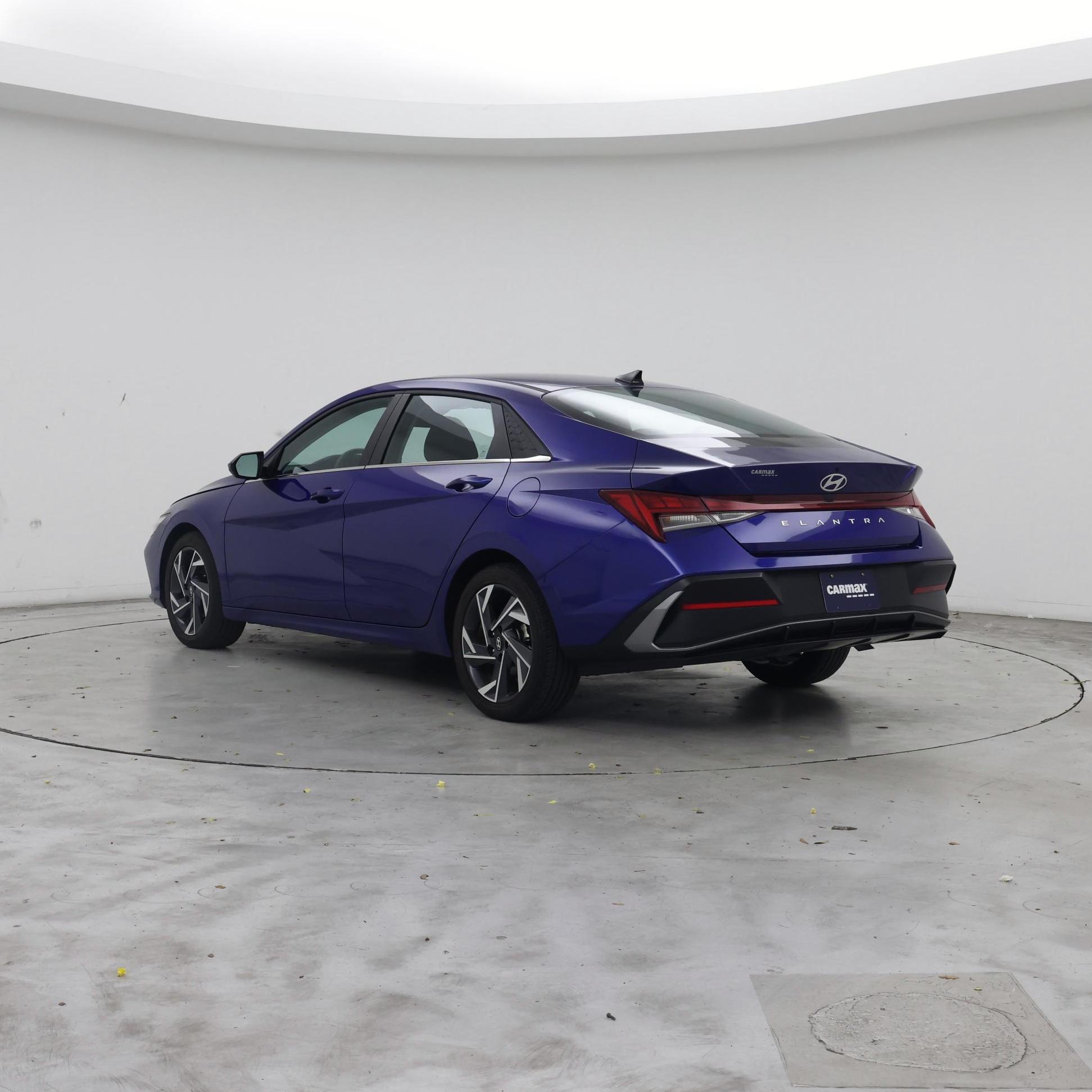 Thumbnail: 2024 Hyundai Elantra - 2