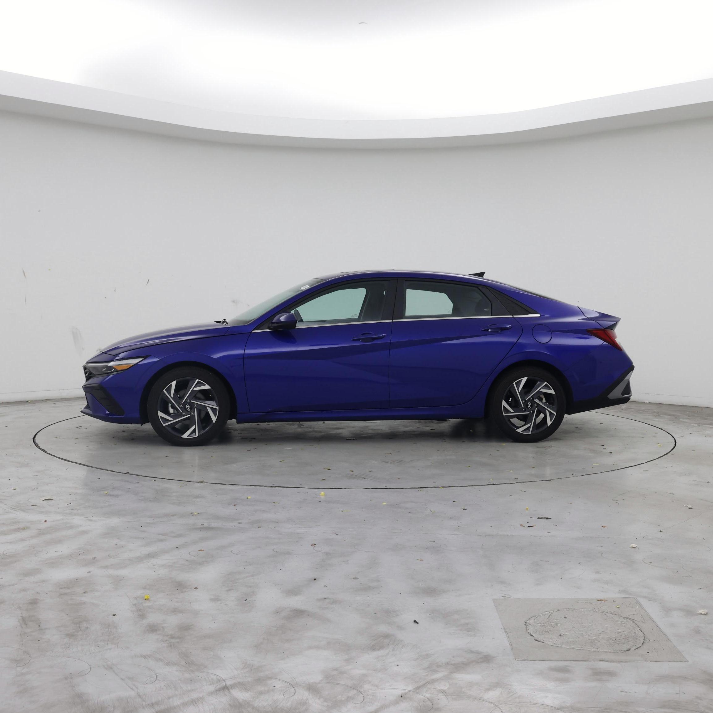 Thumbnail: 2024 Hyundai Elantra - 3