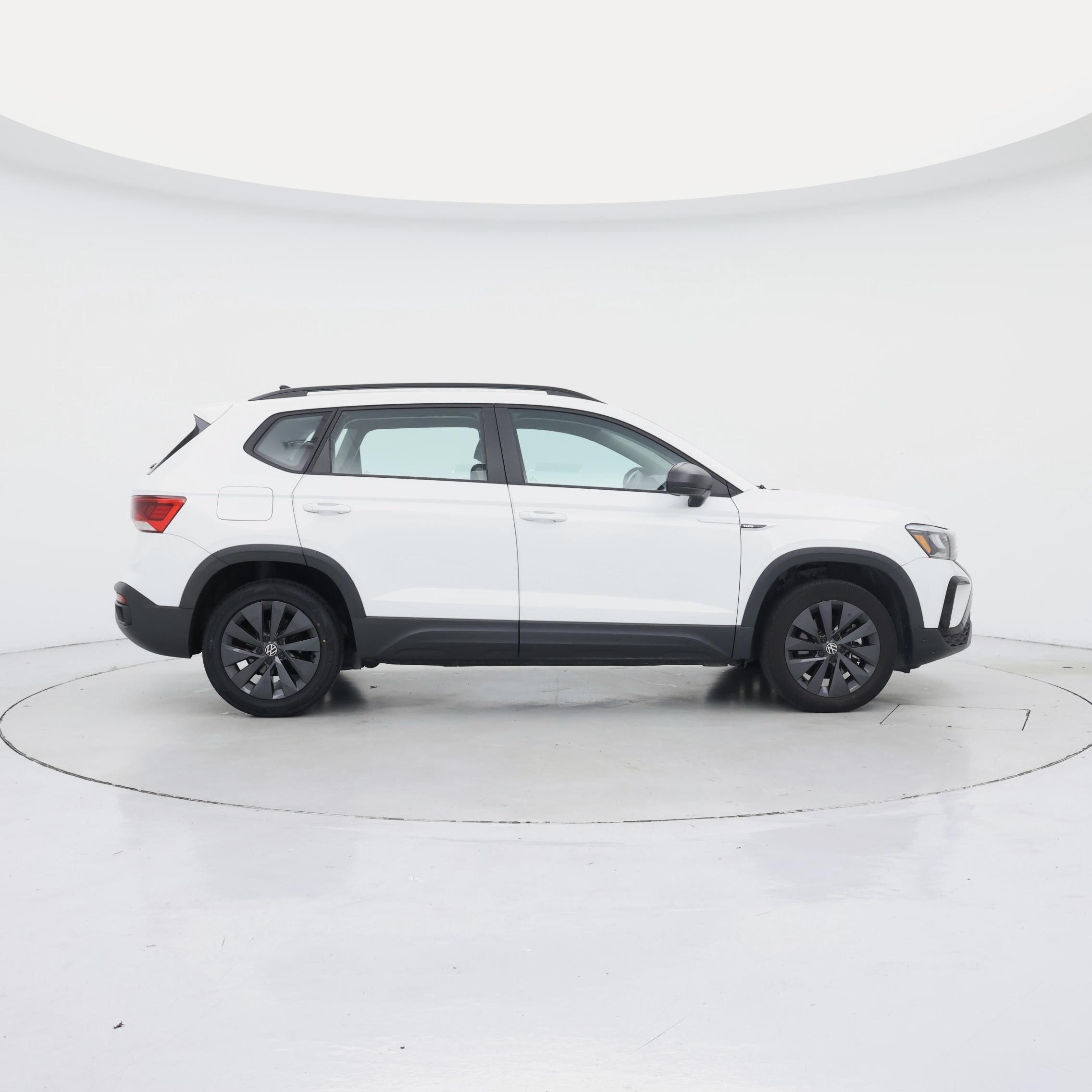 Thumbnail: 2022 Volkswagen Taos - 7
