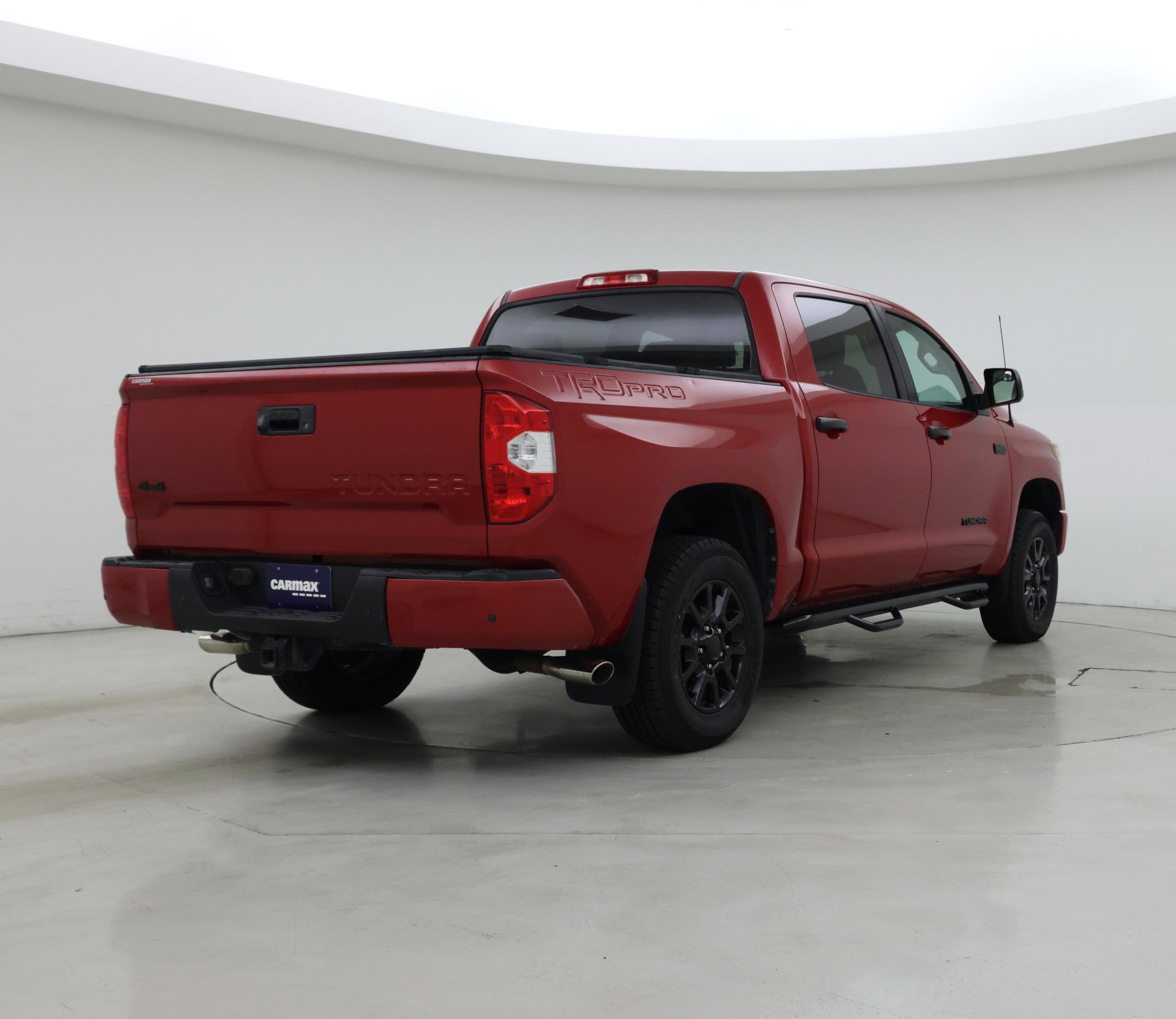 Thumbnail: 2017 Toyota Tundra - 8