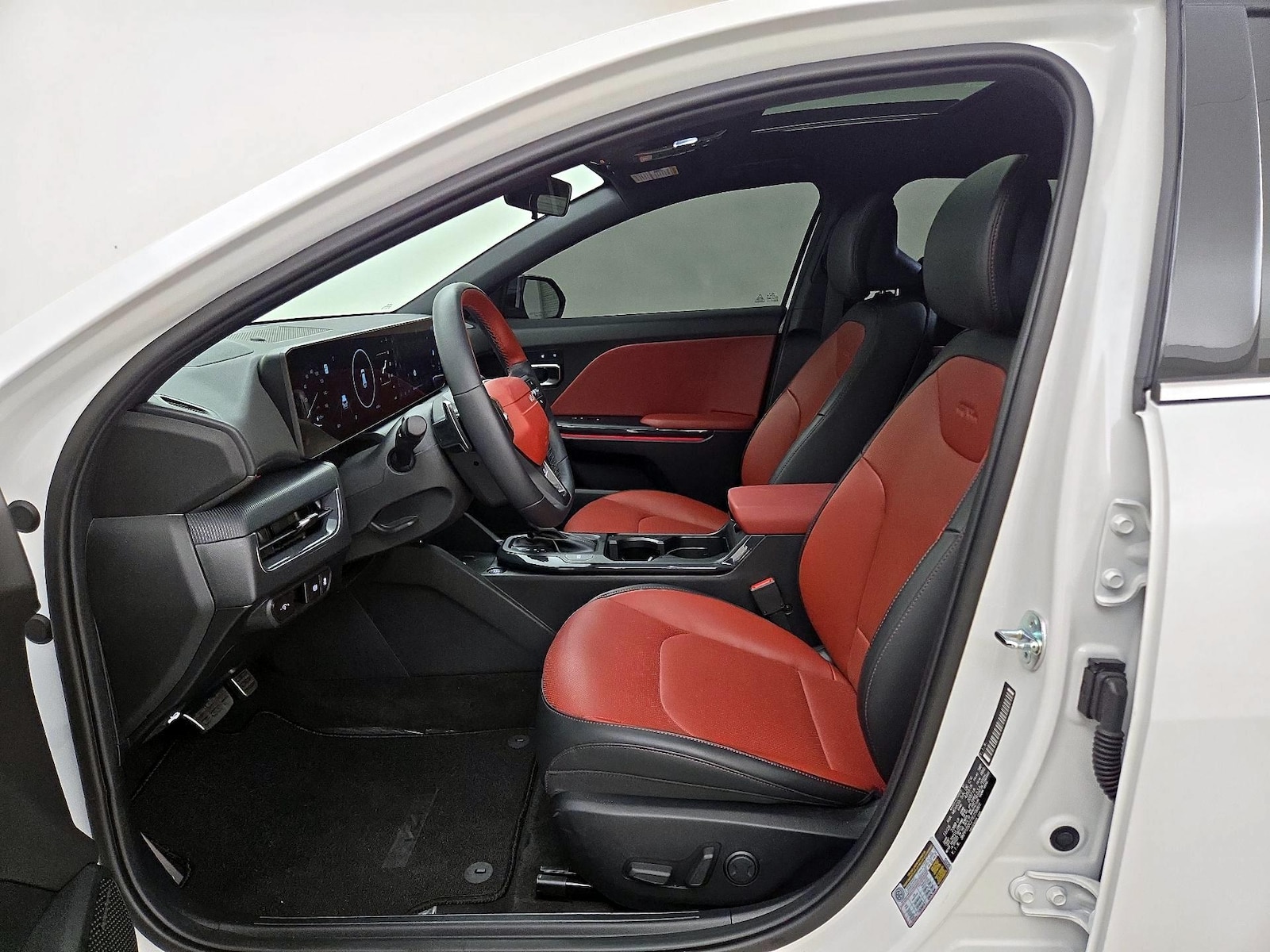 2026 Kia K4 GT-Line Turbo - Photo 12