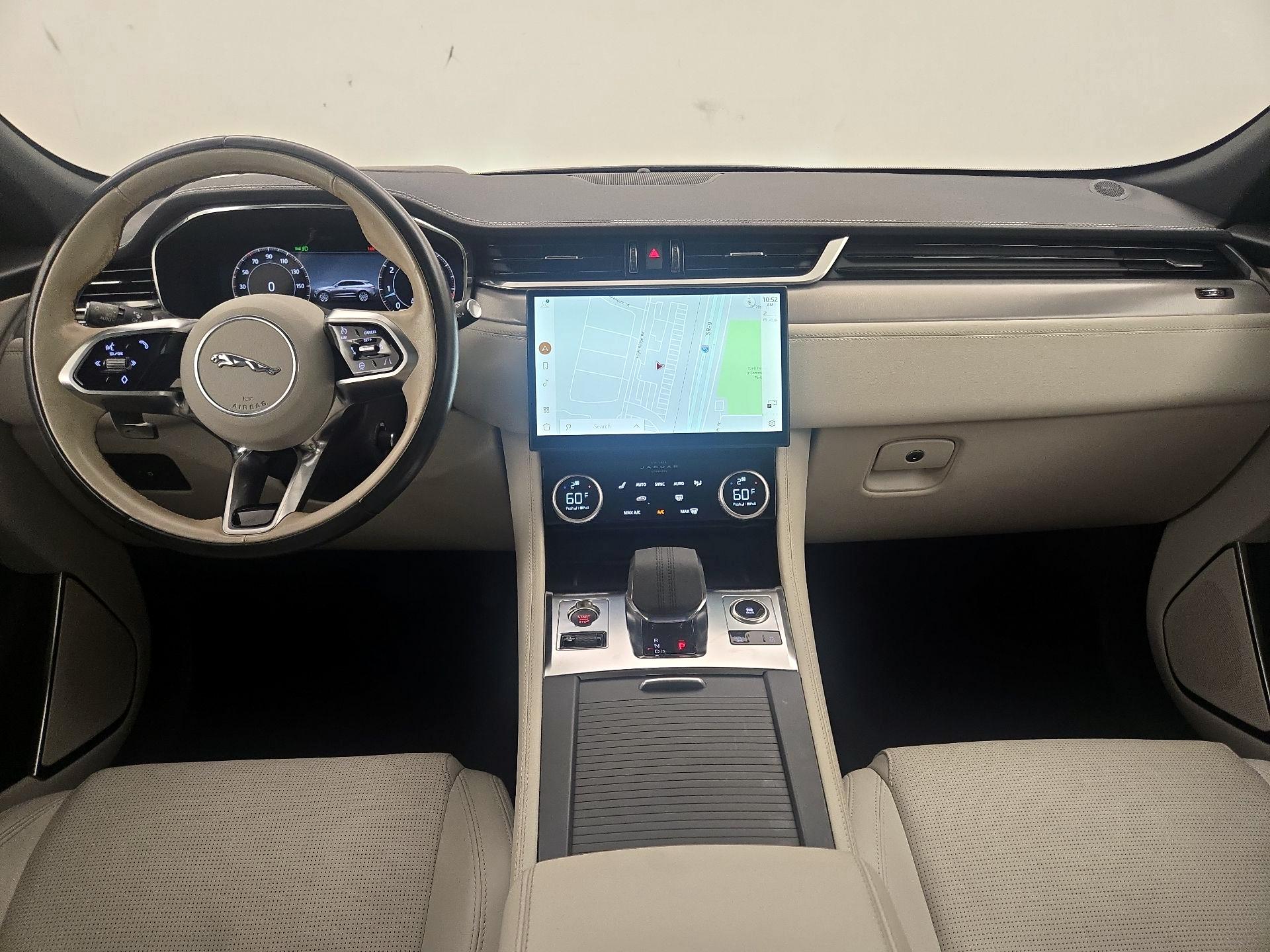 Thumbnail: 2024 Jaguar F-Pace - 9