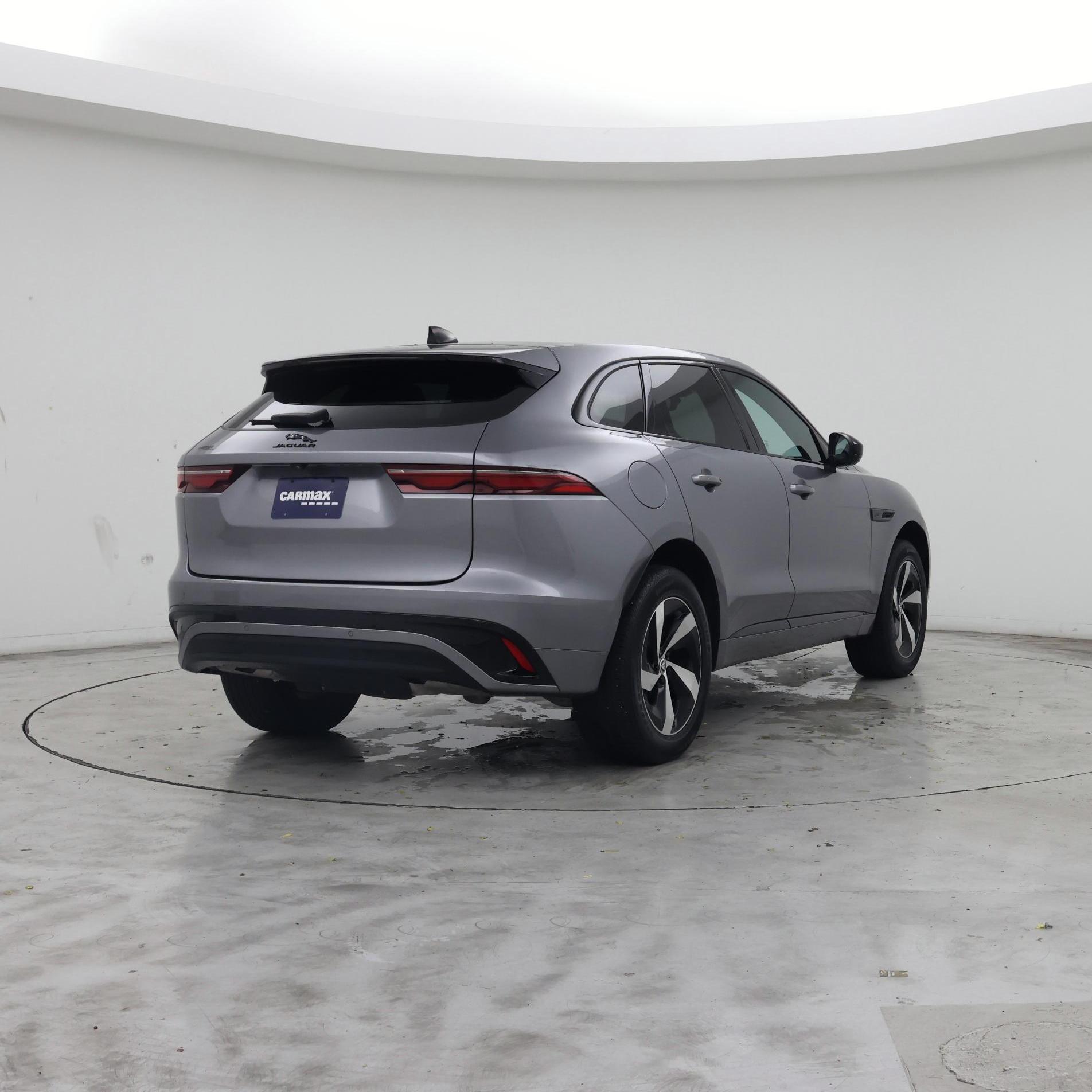Thumbnail: 2024 Jaguar F-Pace - 8