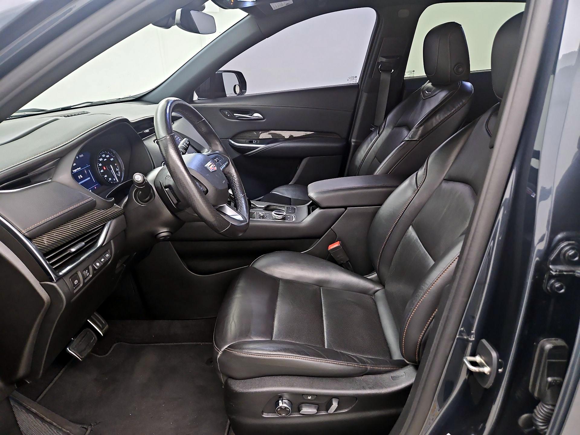 Thumbnail: 2021 Cadillac XT4 - 11