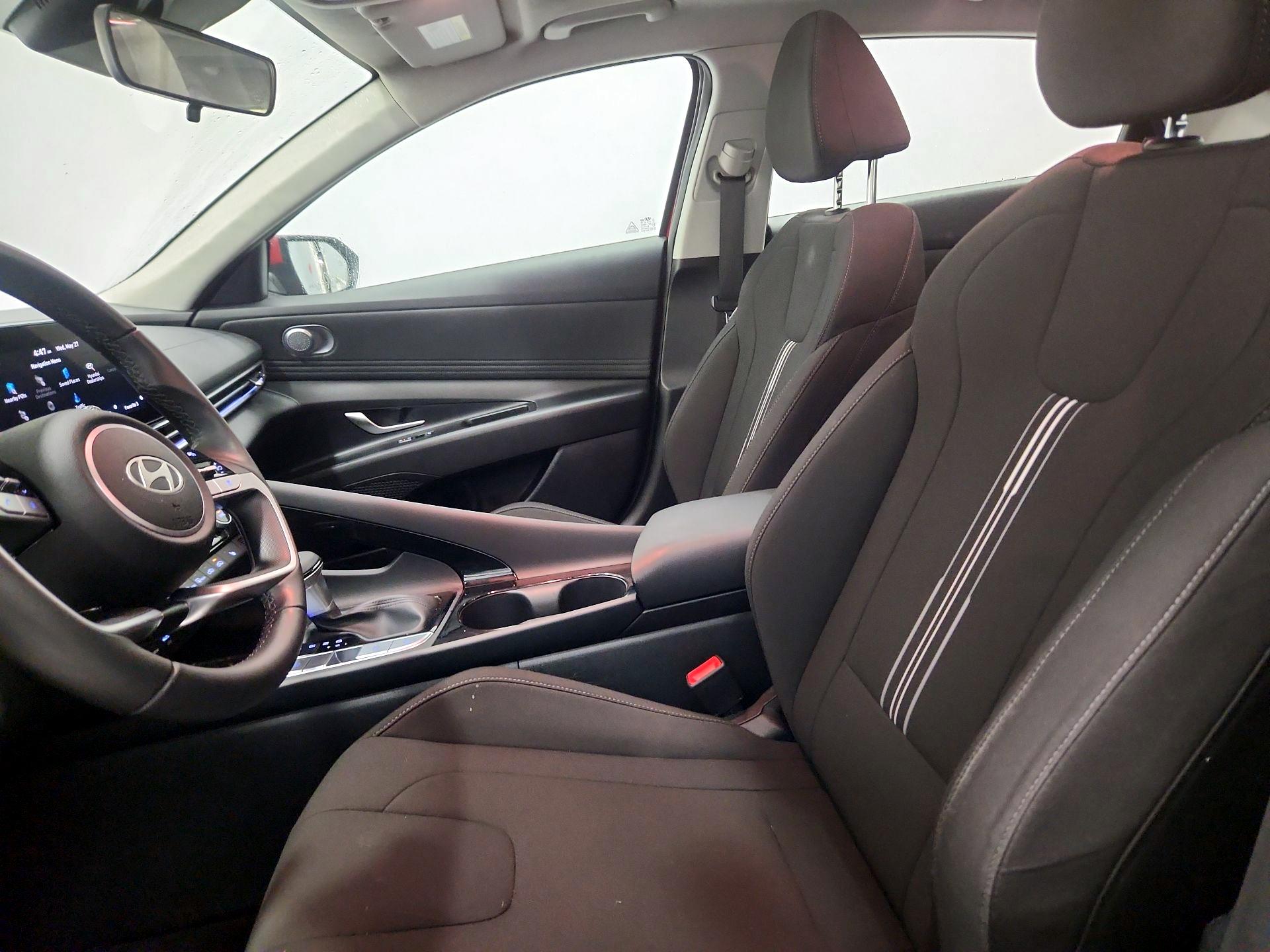 Thumbnail: 2024 Hyundai Elantra - 11