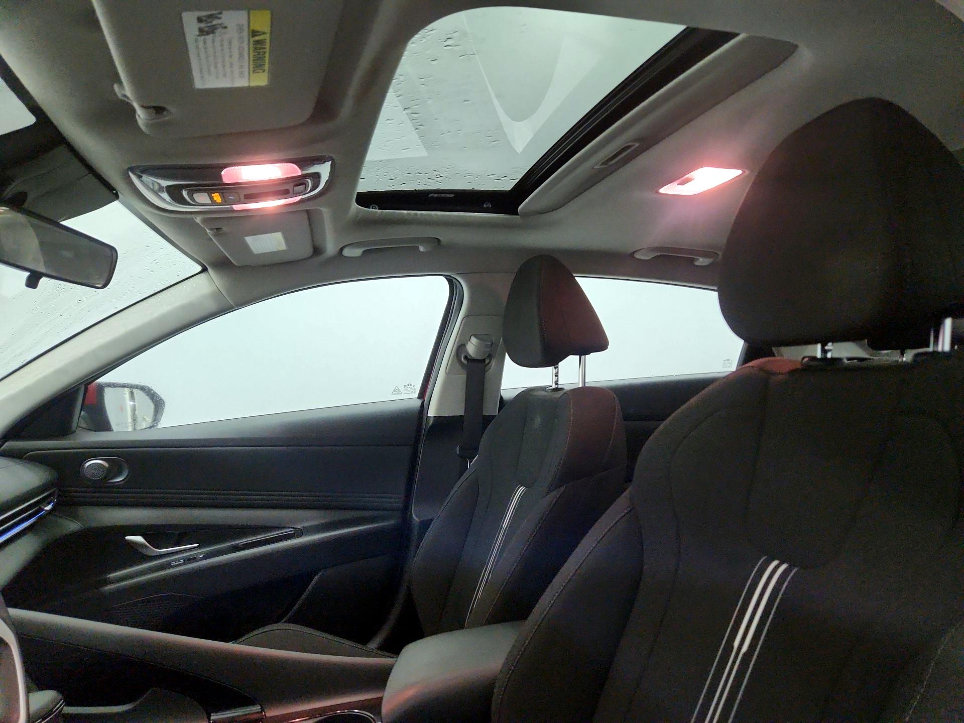 Thumbnail: 2024 Hyundai Elantra - 20