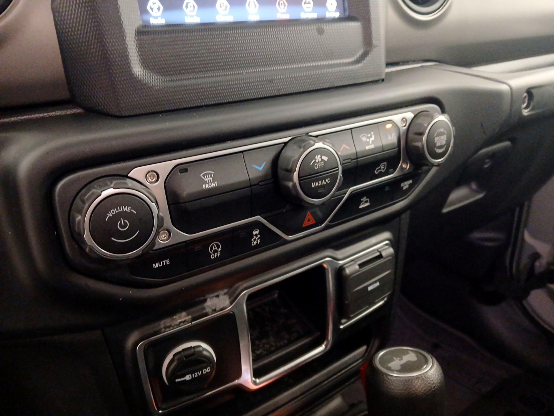 Thumbnail: 2023 Jeep Wrangler - 16