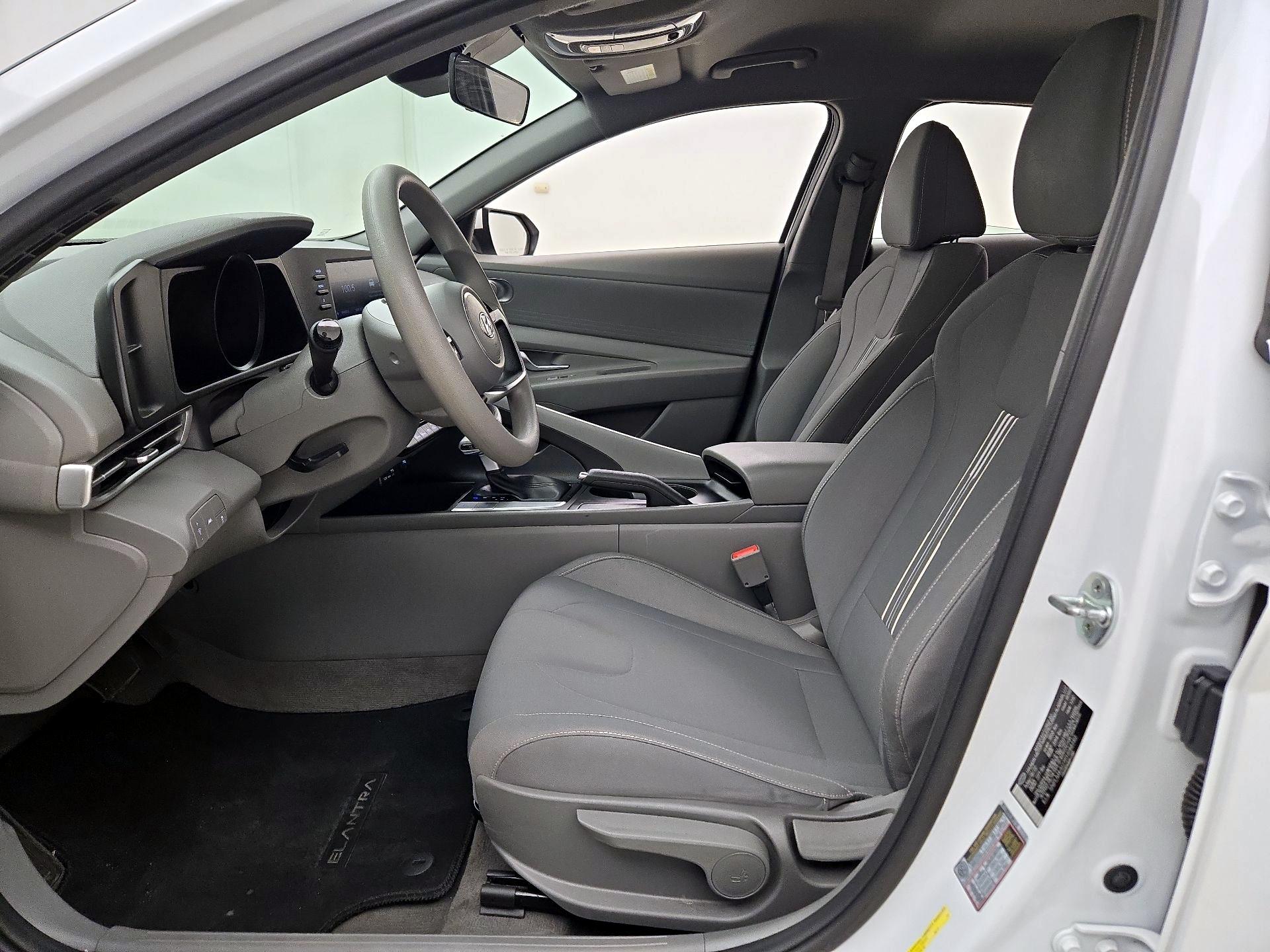 Thumbnail: 2023 Hyundai Elantra - 11