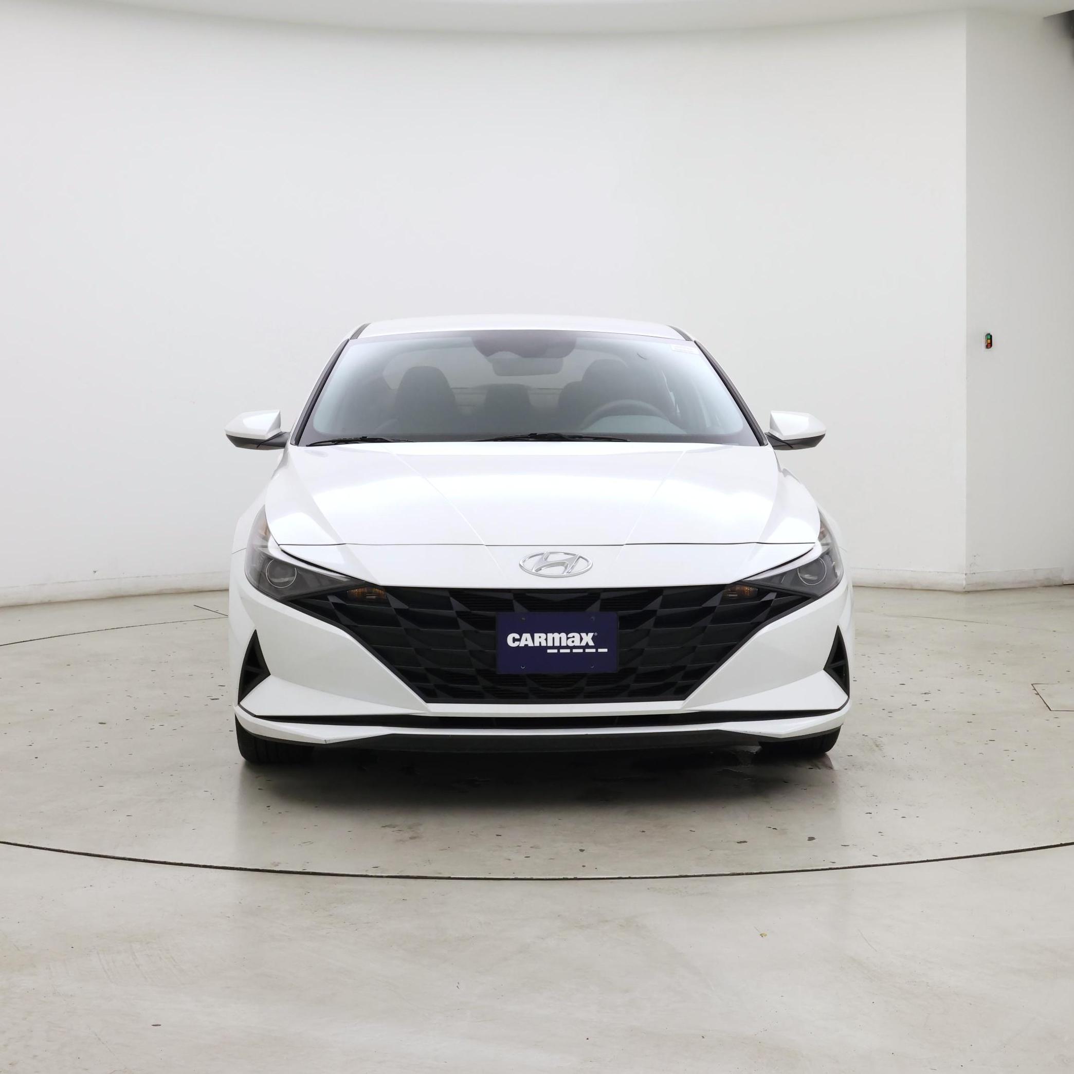 Thumbnail: 2023 Hyundai Elantra - 5