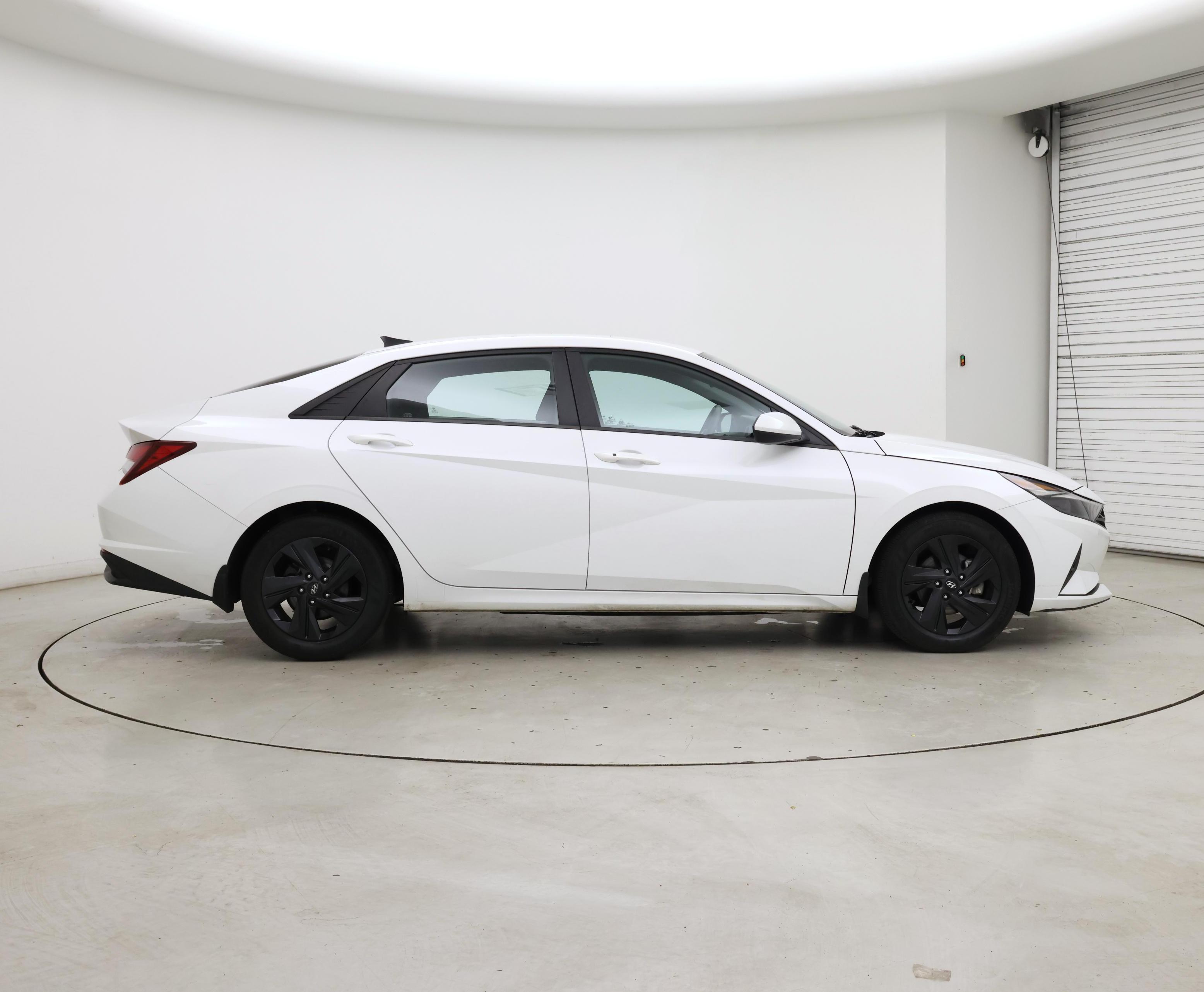 Thumbnail: 2023 Hyundai Elantra - 7