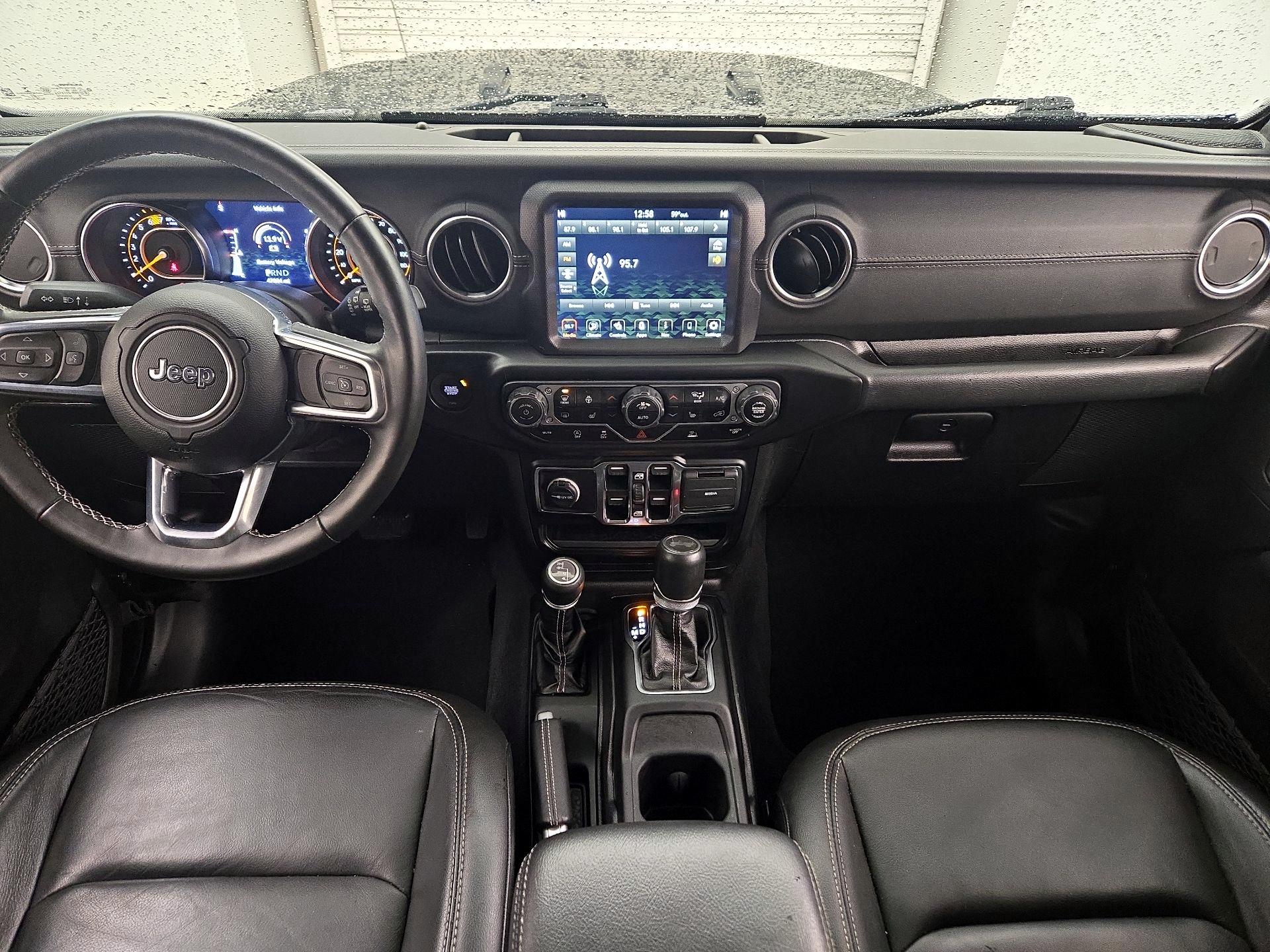 Thumbnail: 2022 Jeep Wrangler - 9
