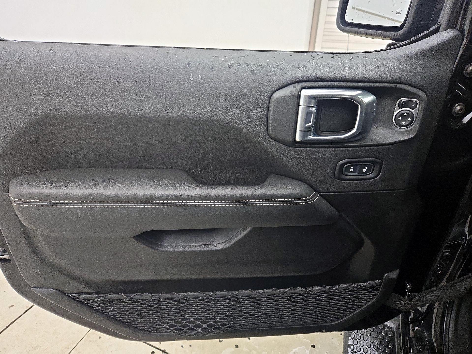 Thumbnail: 2022 Jeep Wrangler - 12