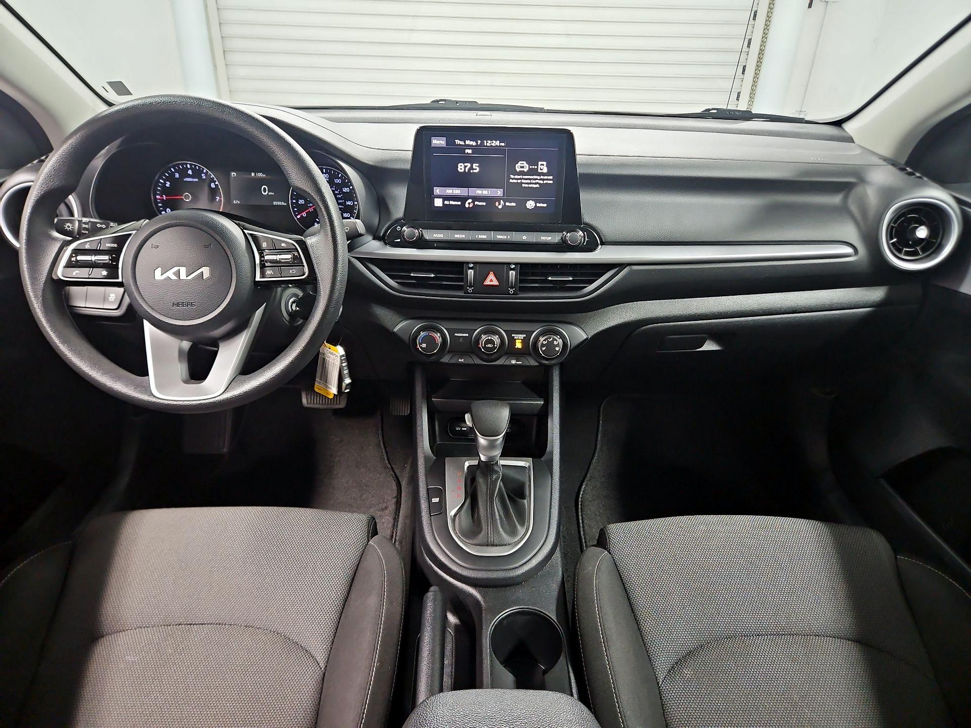 Thumbnail: 2024 Kia Forte - 9