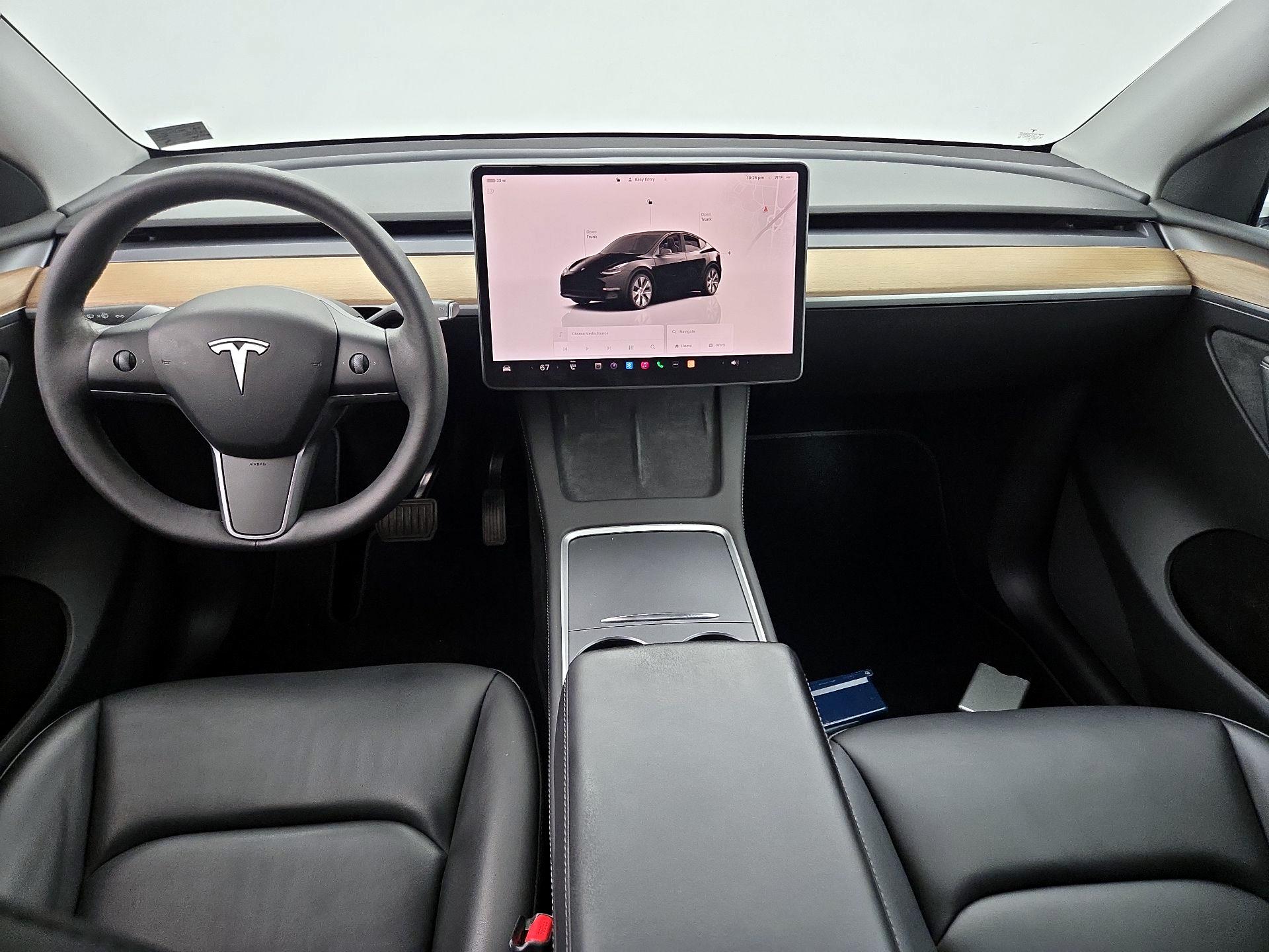Thumbnail: 2023 Tesla Model Y - 9