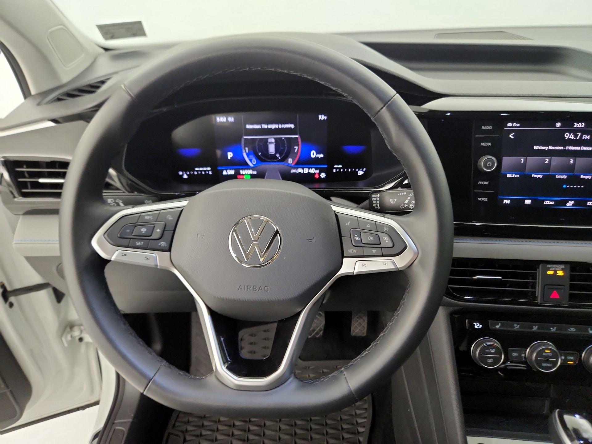 Thumbnail: 2024 Volkswagen Taos - 10