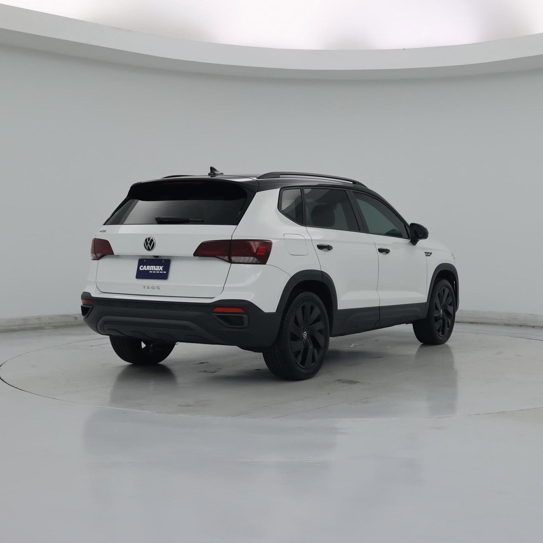 Thumbnail: 2024 Volkswagen Taos - 8