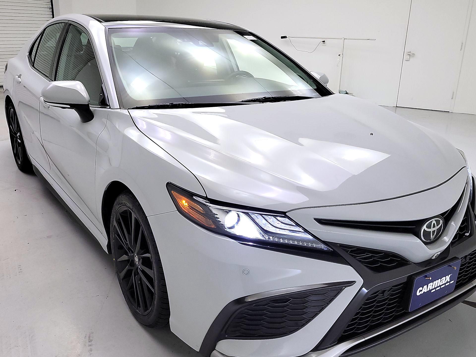 Thumbnail: 2022 Toyota Camry - 1