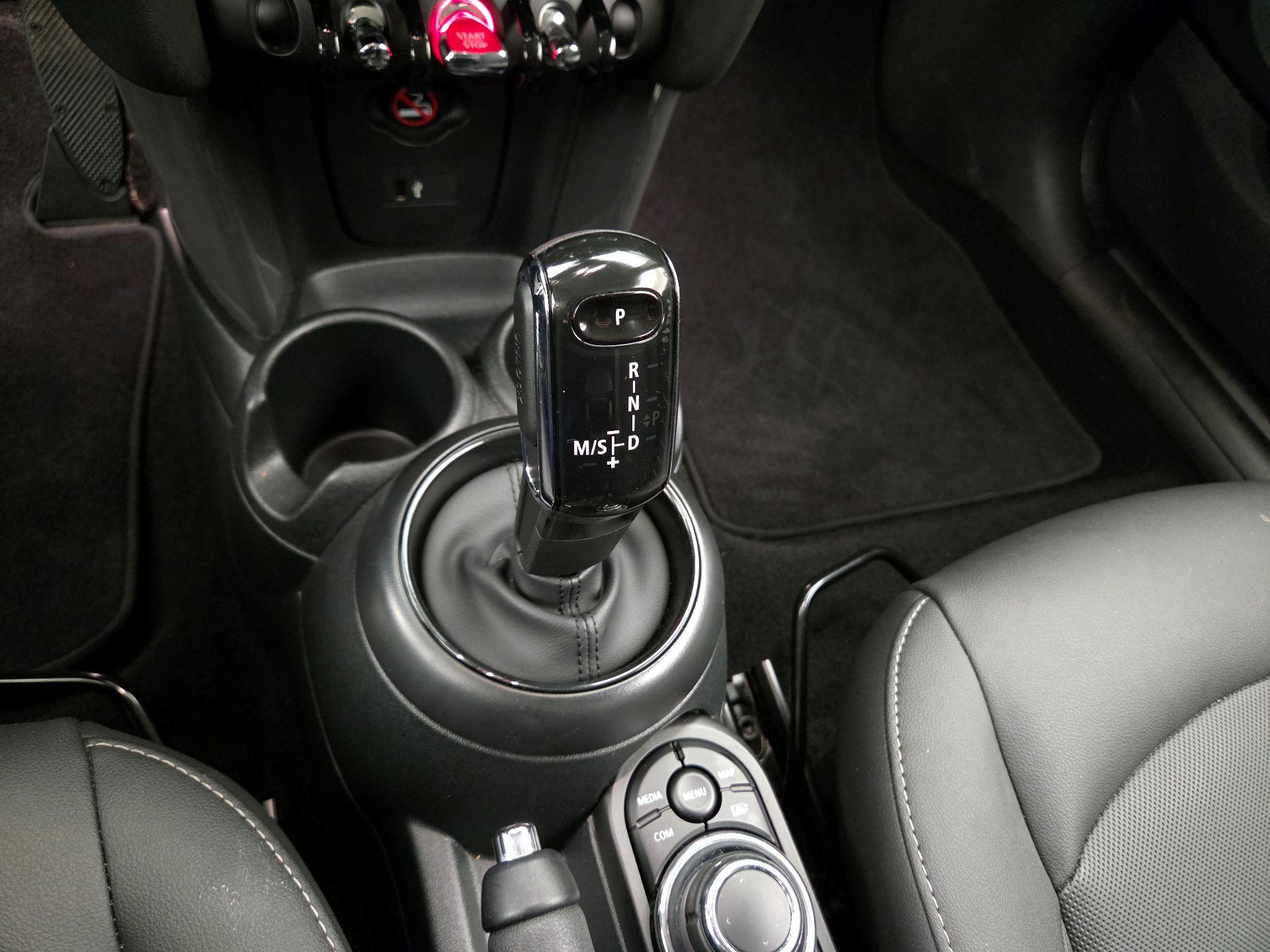 Thumbnail: 2024 MINI Cooper Hardtop - 17