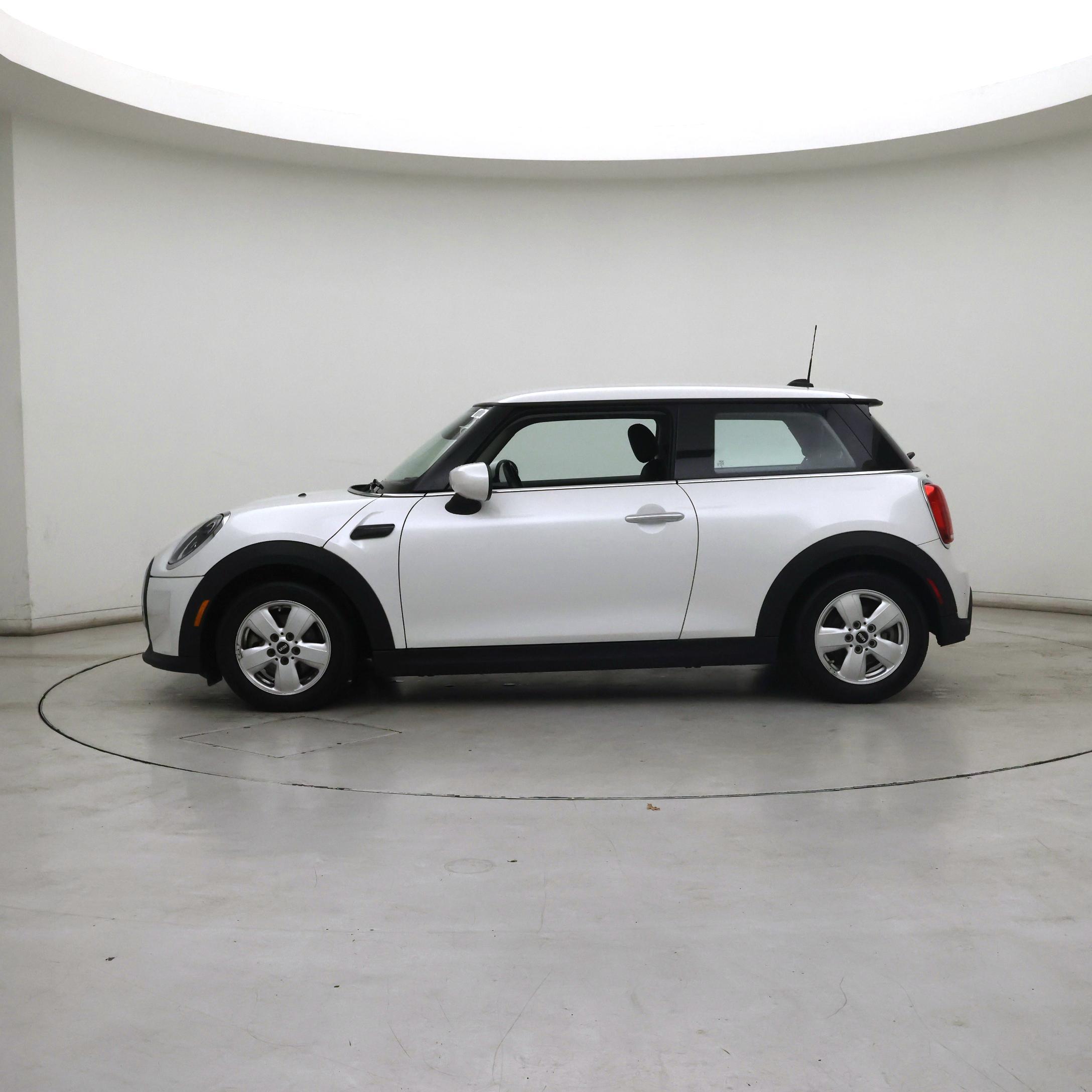 Thumbnail: 2024 MINI Cooper Hardtop - 3