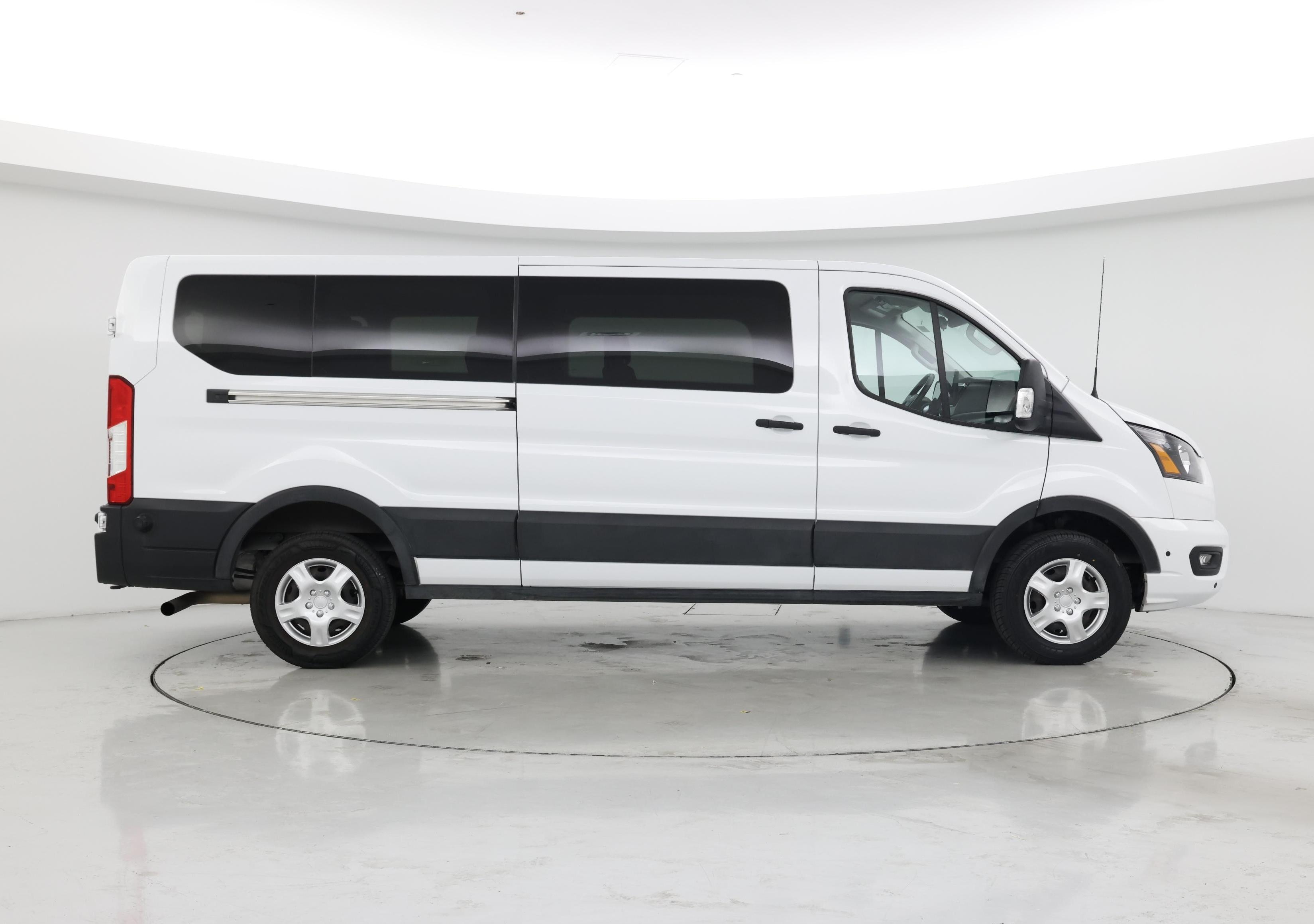 Thumbnail: 2024 Ford Transit Series - 7