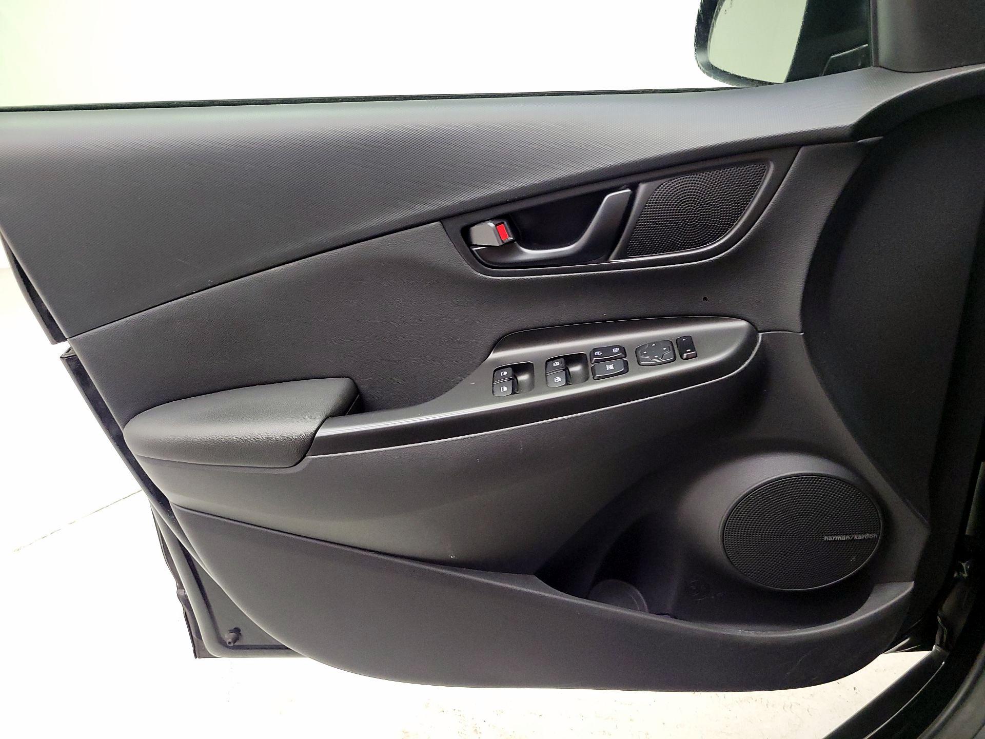 Thumbnail: 2023 Hyundai Kona - 12