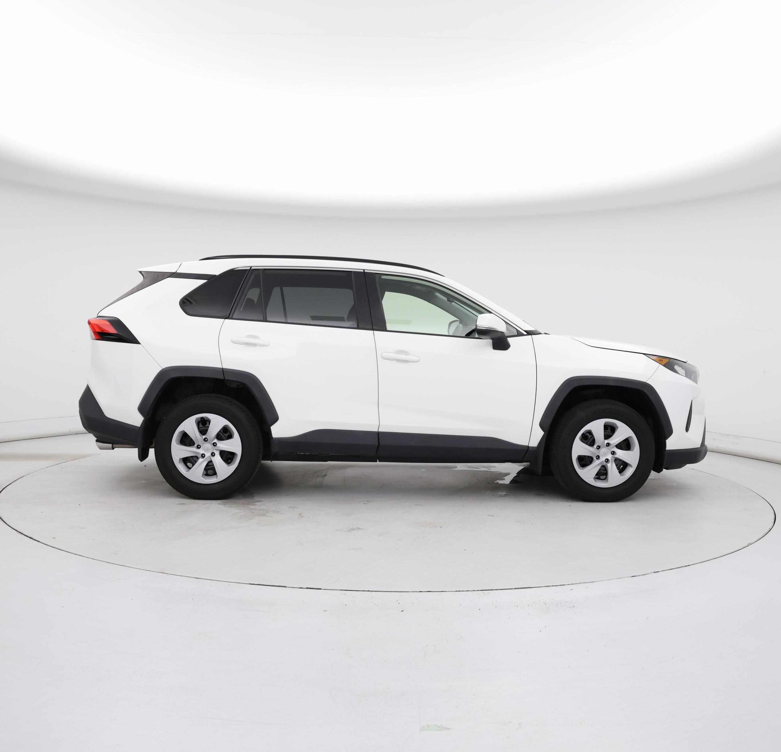 Thumbnail: 2019 Toyota RAV4 - 7
