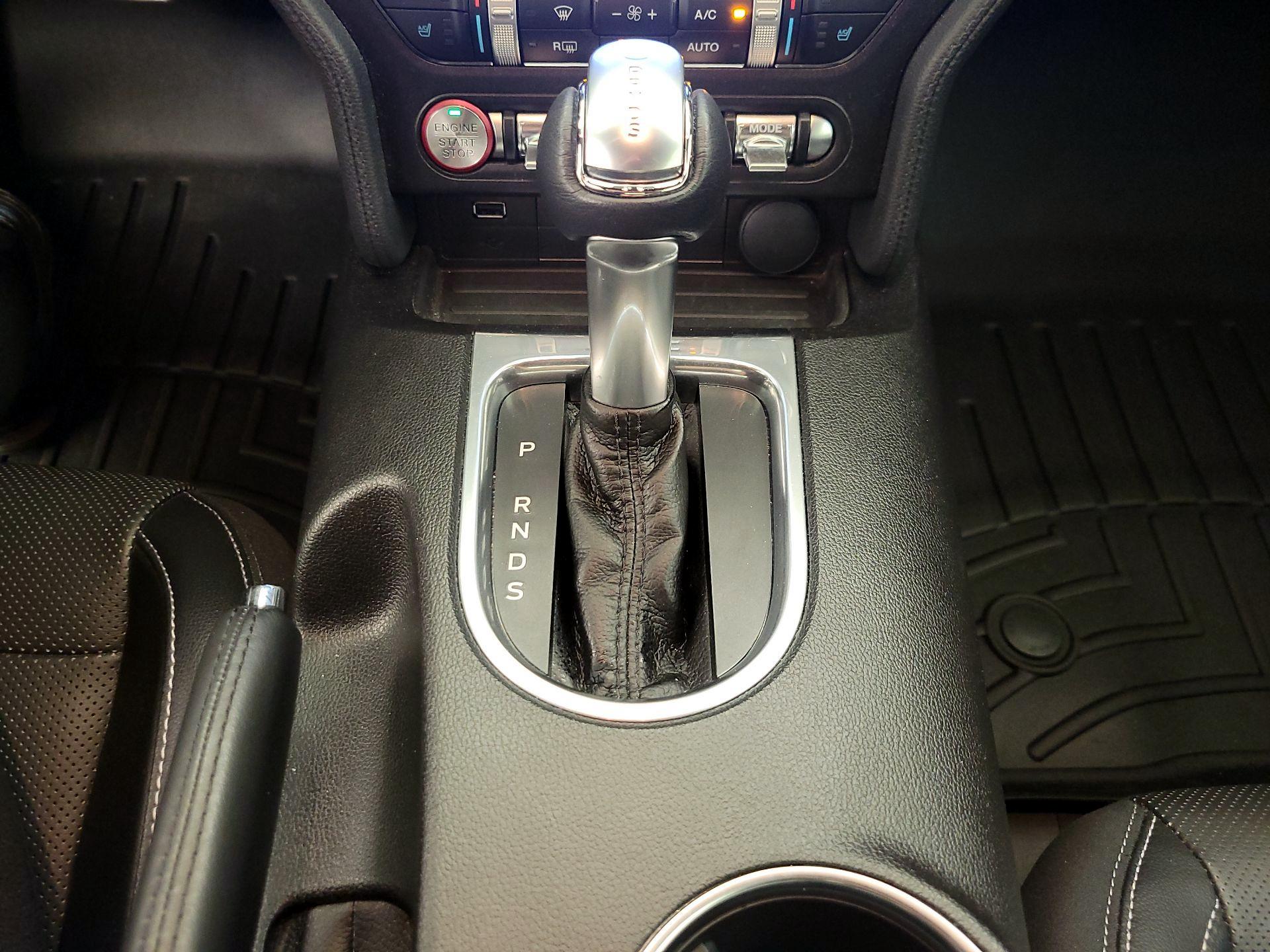 Thumbnail: 2019 Ford Mustang - 18