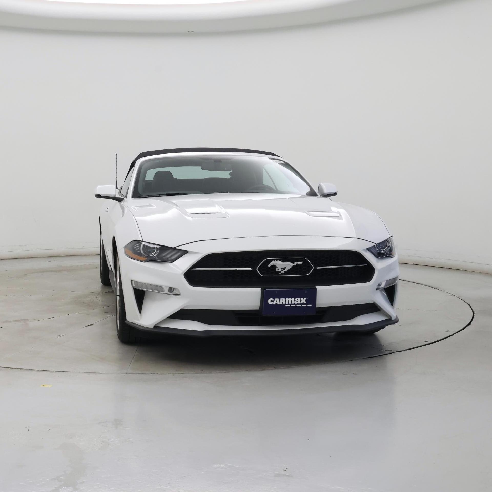 Thumbnail: 2019 Ford Mustang - 5