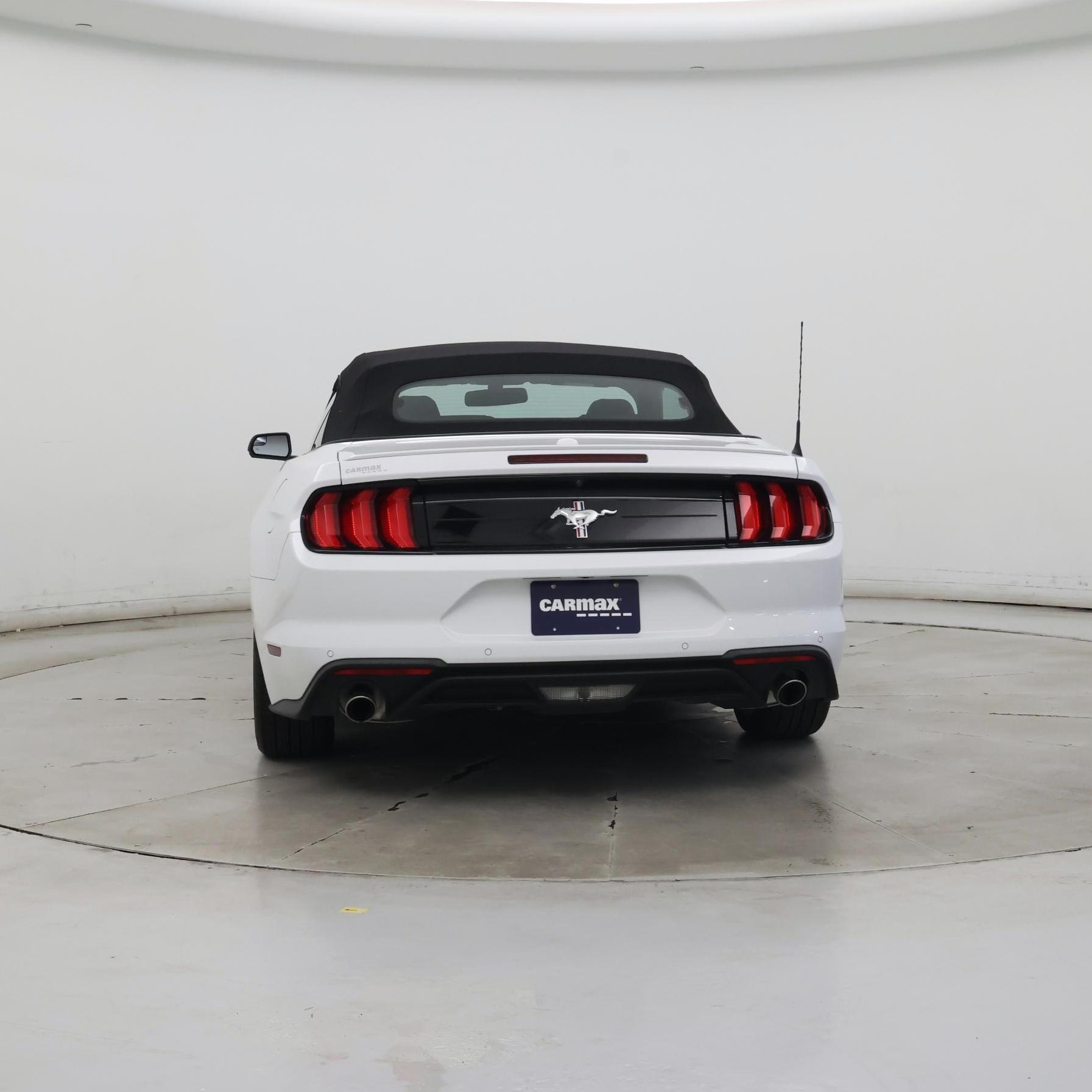 Thumbnail: 2019 Ford Mustang - 6