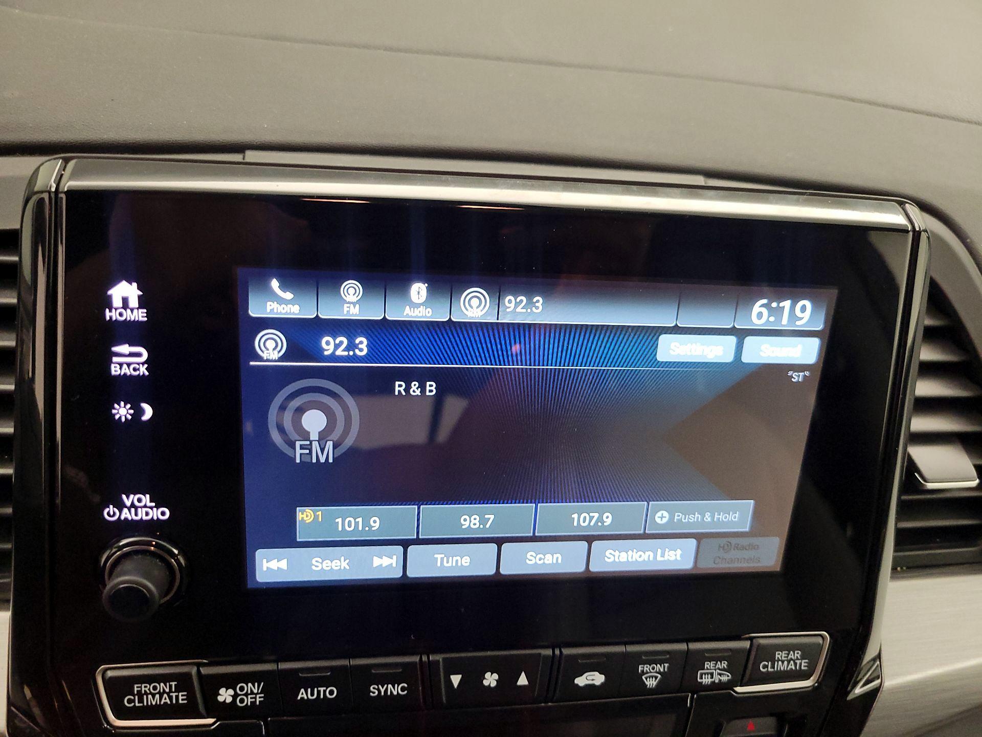 Thumbnail: 2023 Honda Odyssey - 15