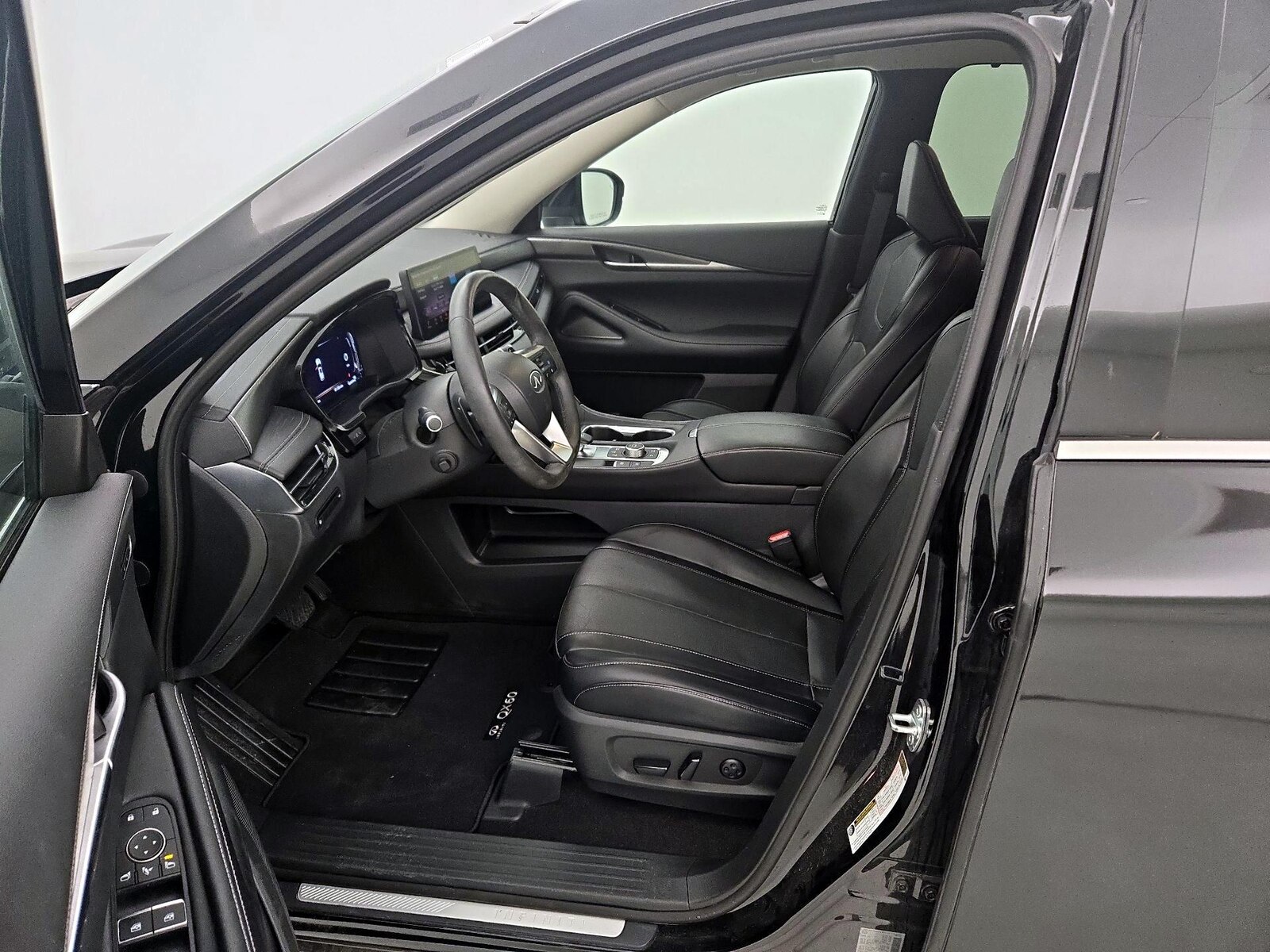 2023 INFINITI QX60 LUXE - Photo 12