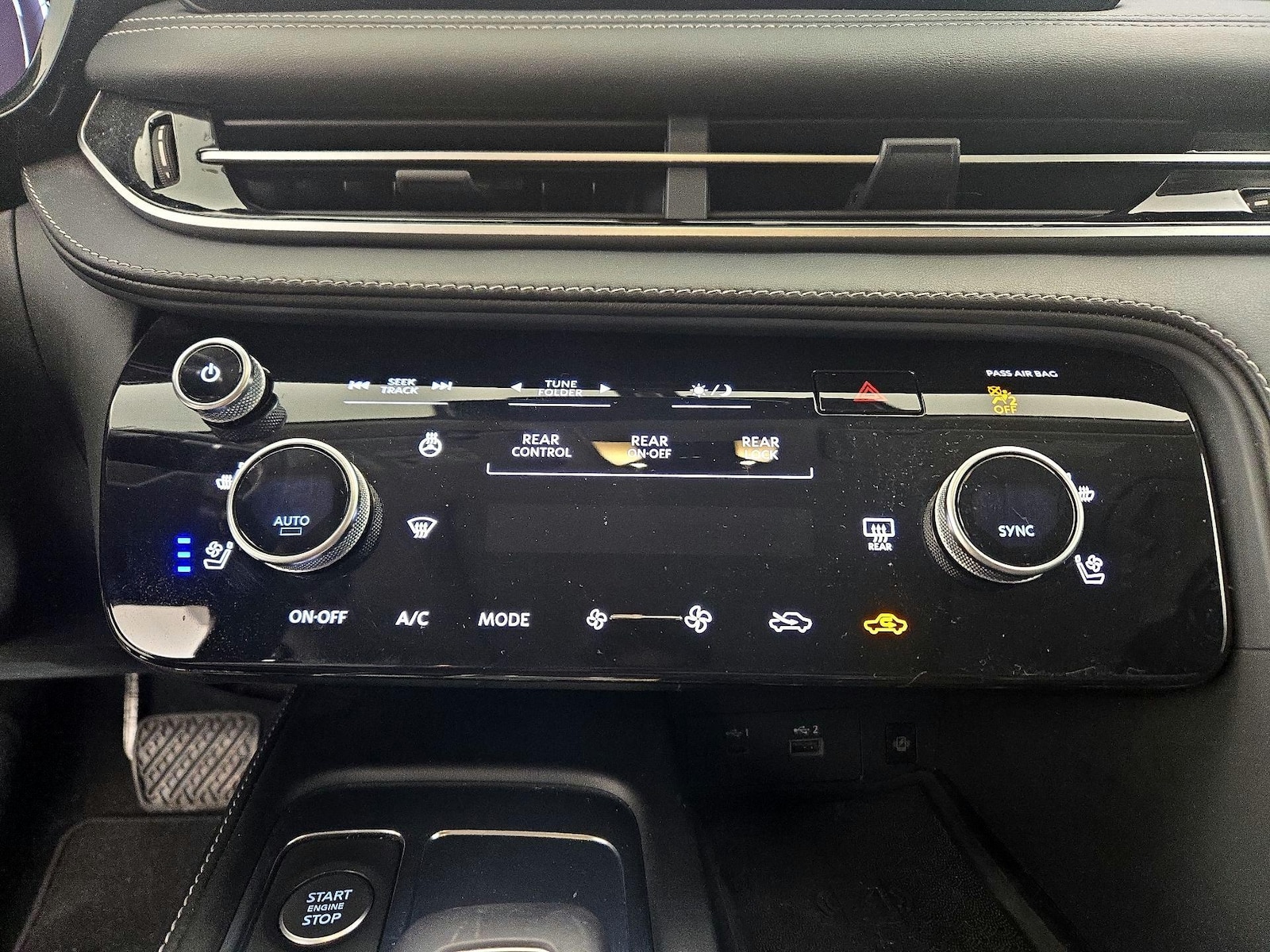 2023 INFINITI QX60 LUXE - Photo 16