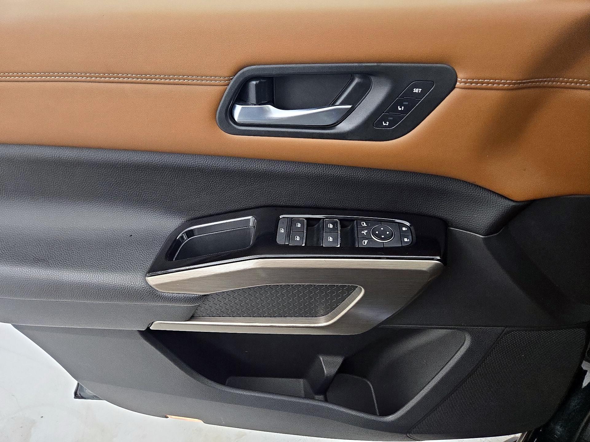 Thumbnail: 2022 Nissan Pathfinder - 12