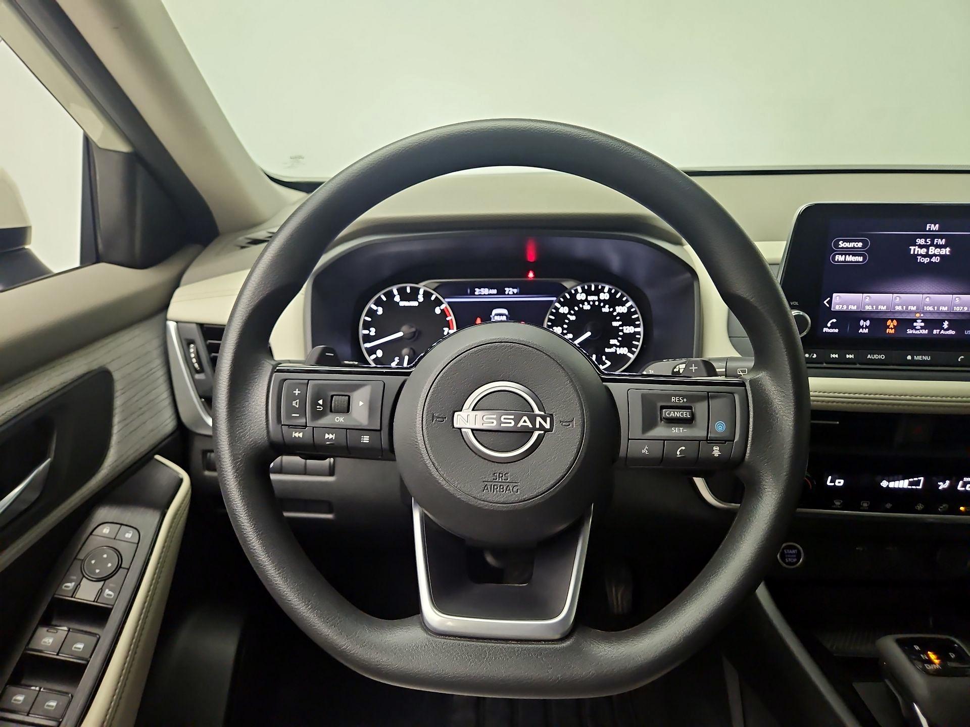 Thumbnail: 2023 Nissan Rogue - 10