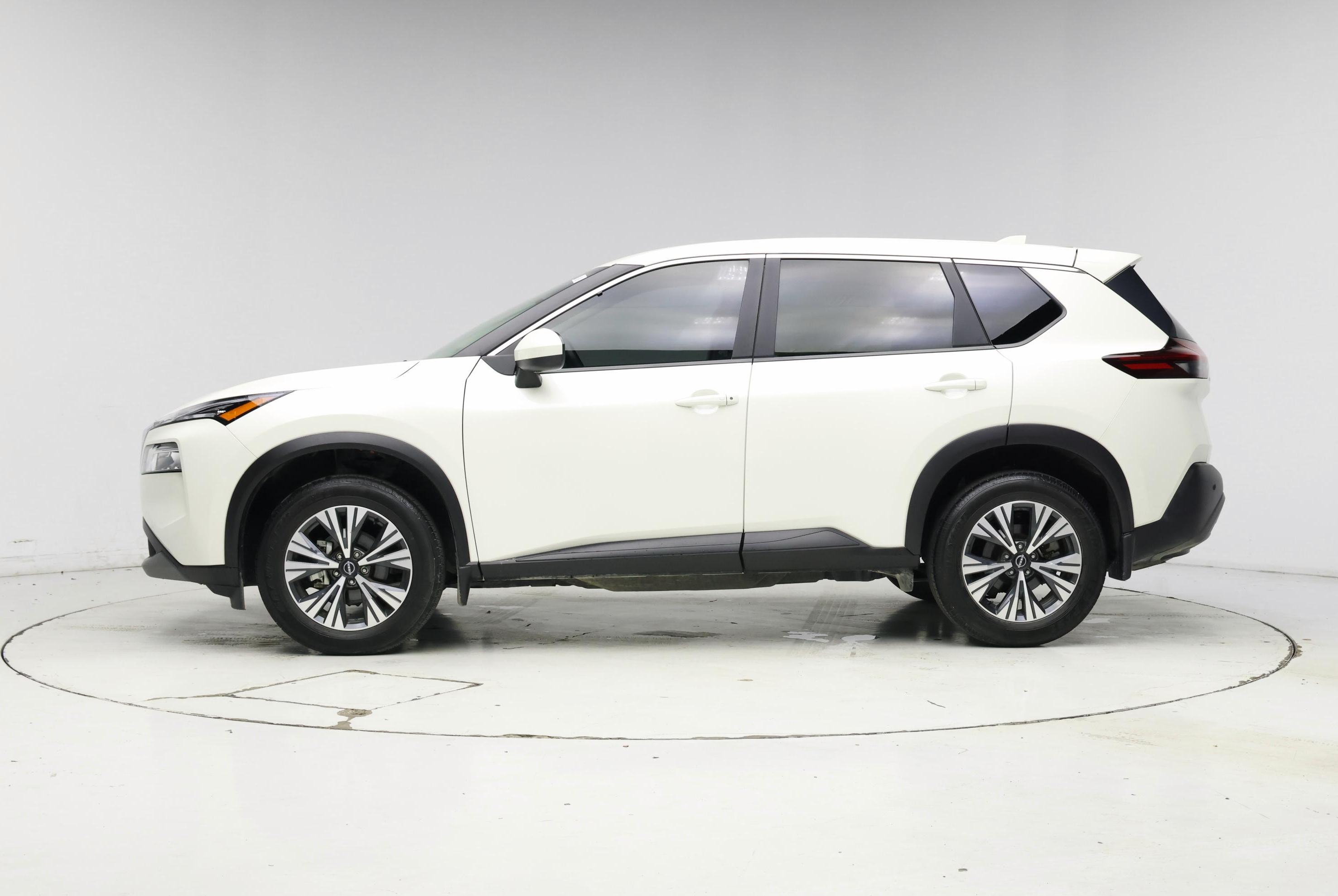 Thumbnail: 2023 Nissan Rogue - 3