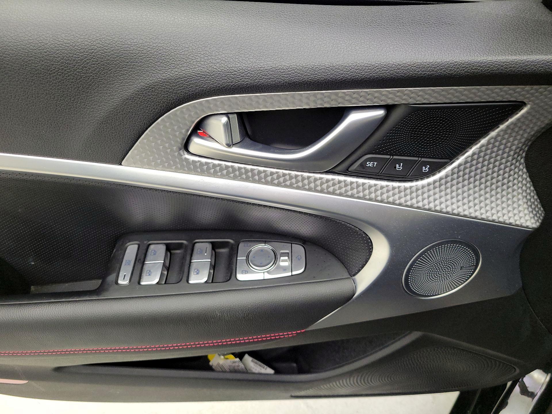 Thumbnail: 2023 Genesis G70 - 12