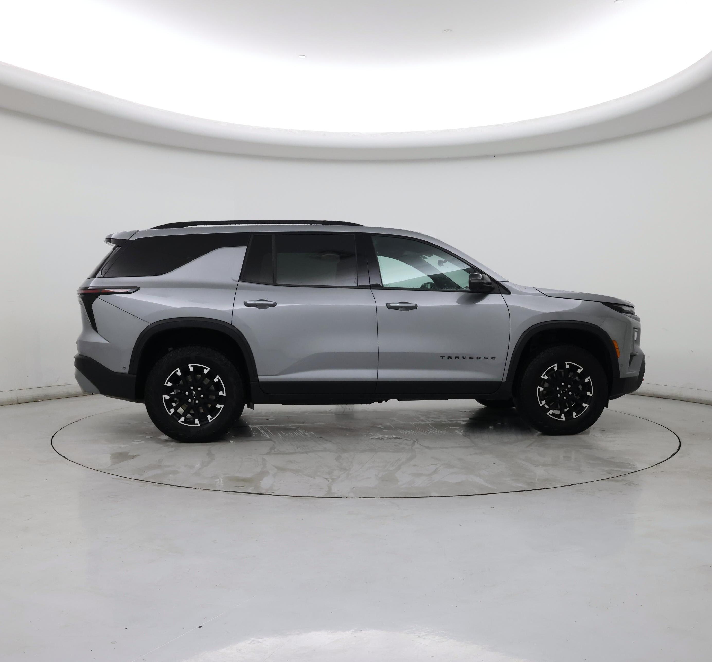 Thumbnail: 2025 Chevrolet Traverse - 7