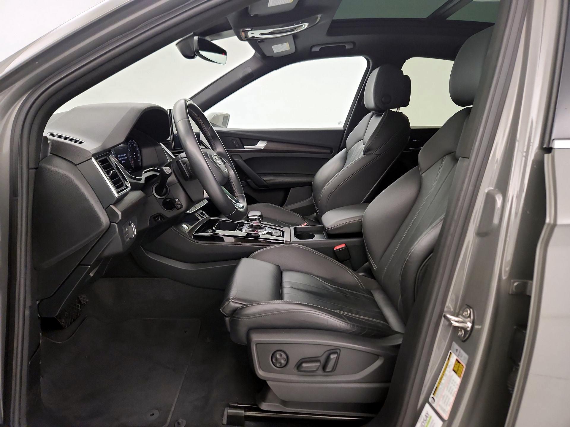 Thumbnail: 2023 Audi Q5 - 11