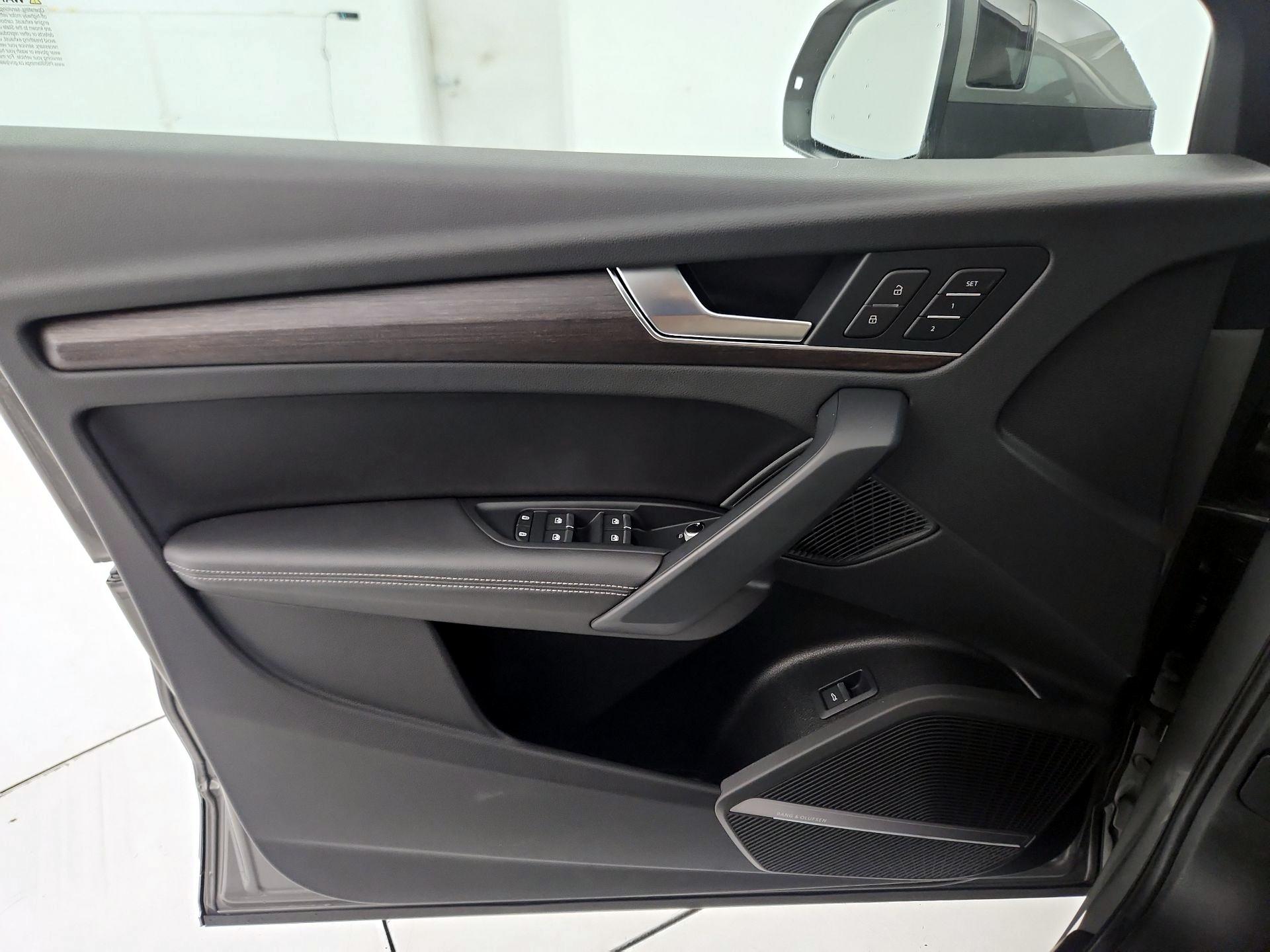 Thumbnail: 2023 Audi Q5 - 12