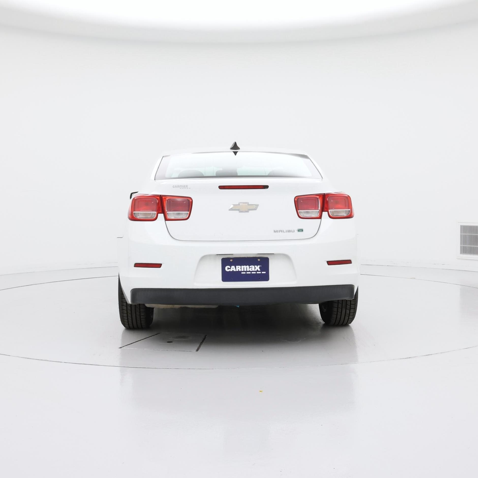 Thumbnail: 2016 Chevrolet Malibu - 6