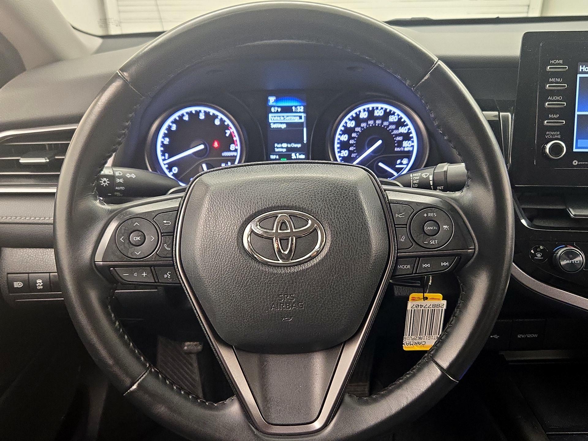 Thumbnail: 2023 Toyota Camry - 10