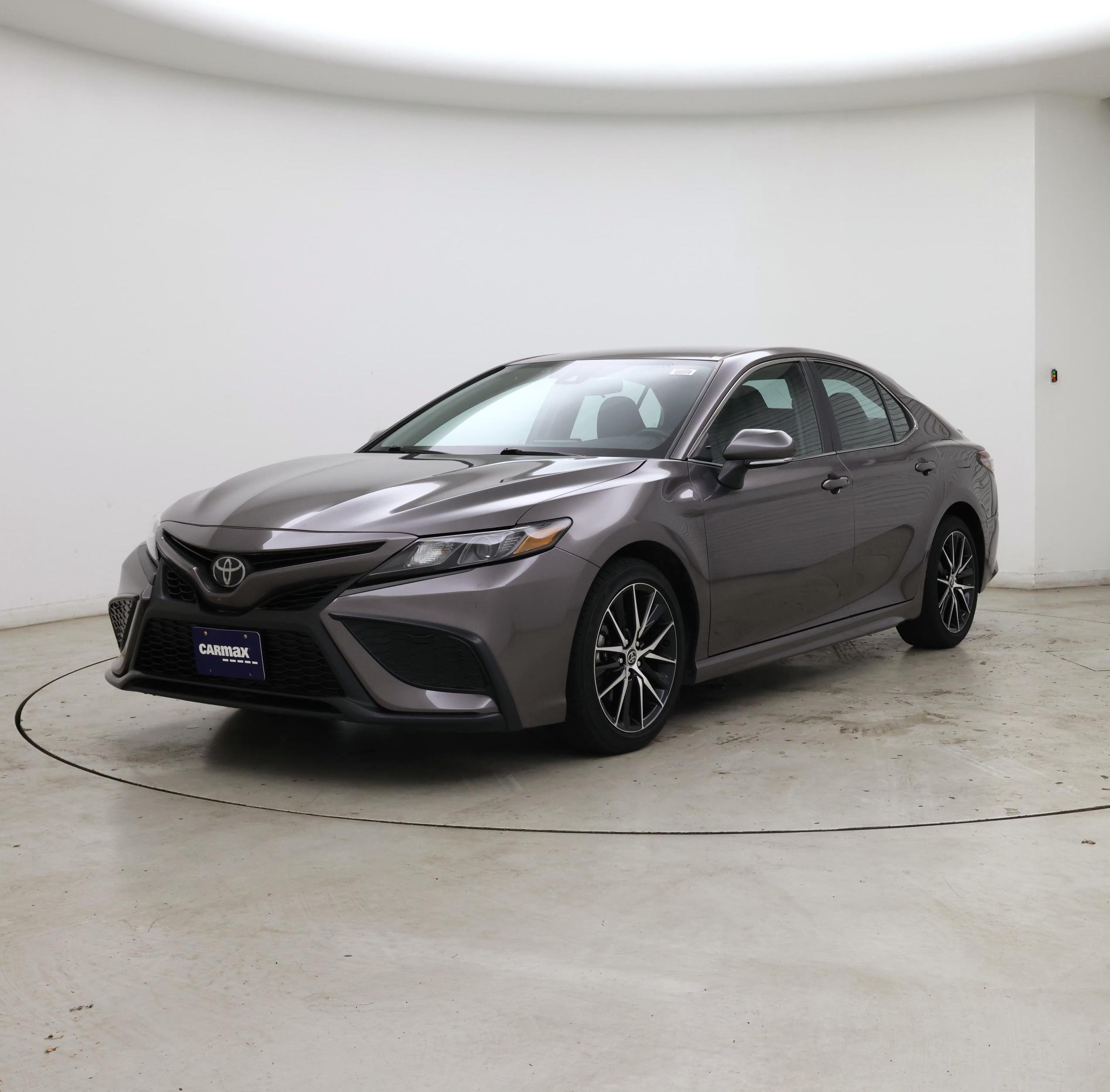 Thumbnail: 2023 Toyota Camry - 4