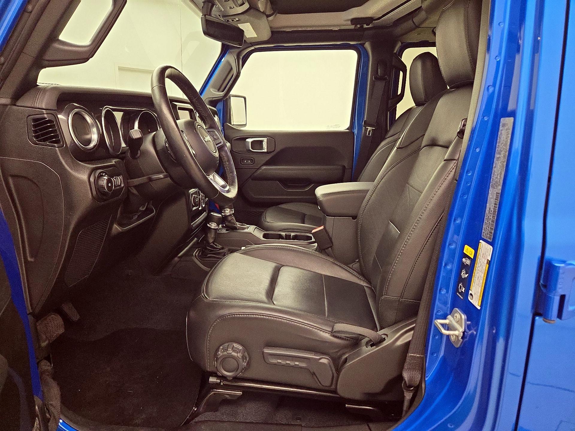 Thumbnail: 2022 Jeep Wrangler - 11