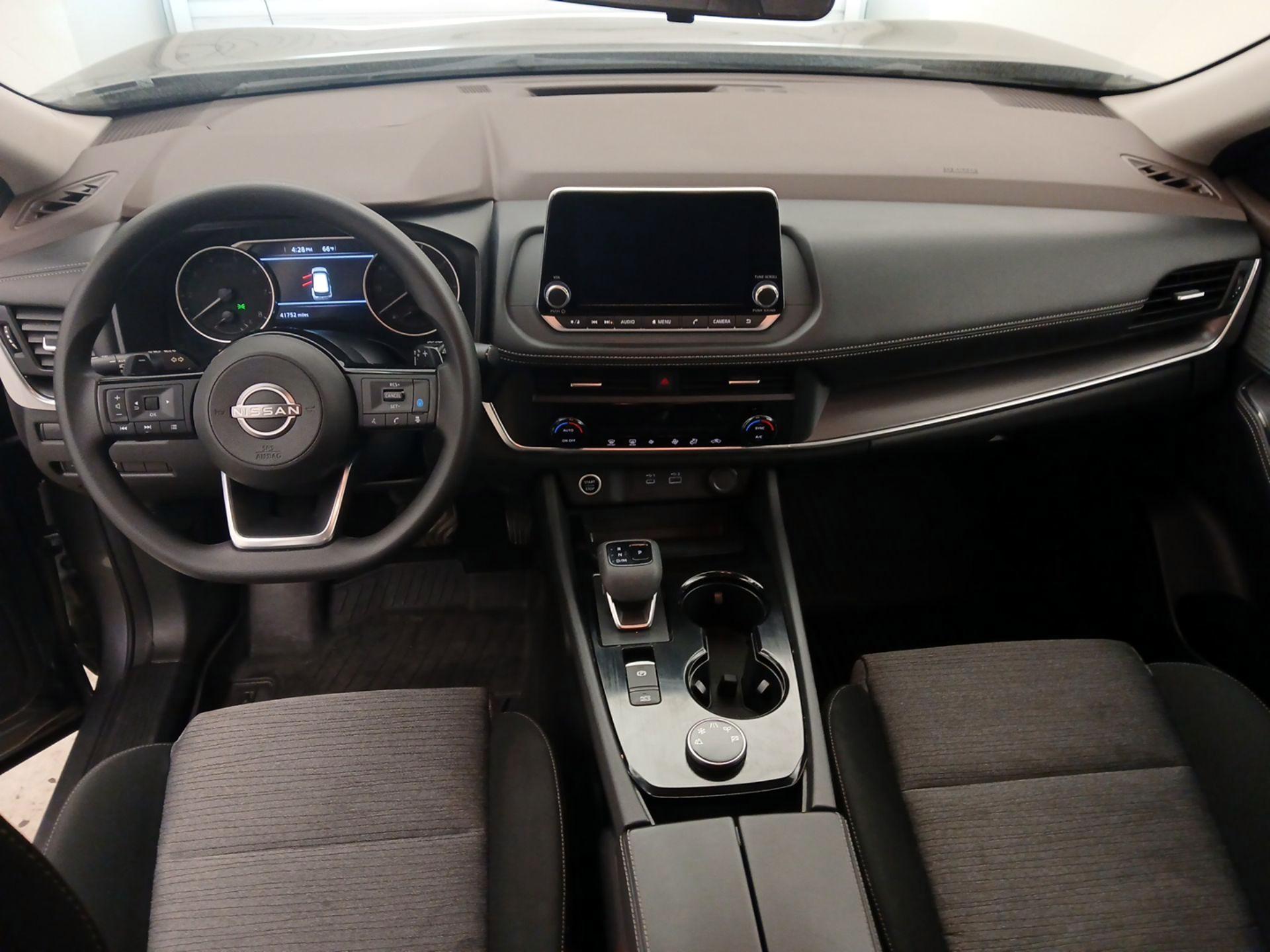 Thumbnail: 2023 Nissan Rogue - 9
