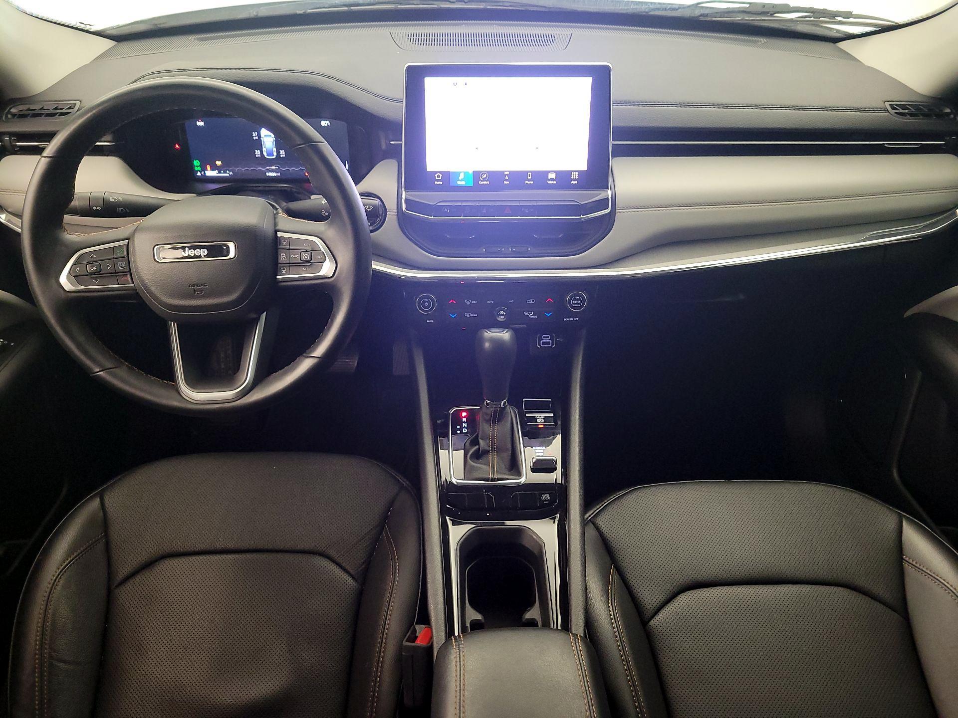 Thumbnail: 2022 Jeep Compass - 9