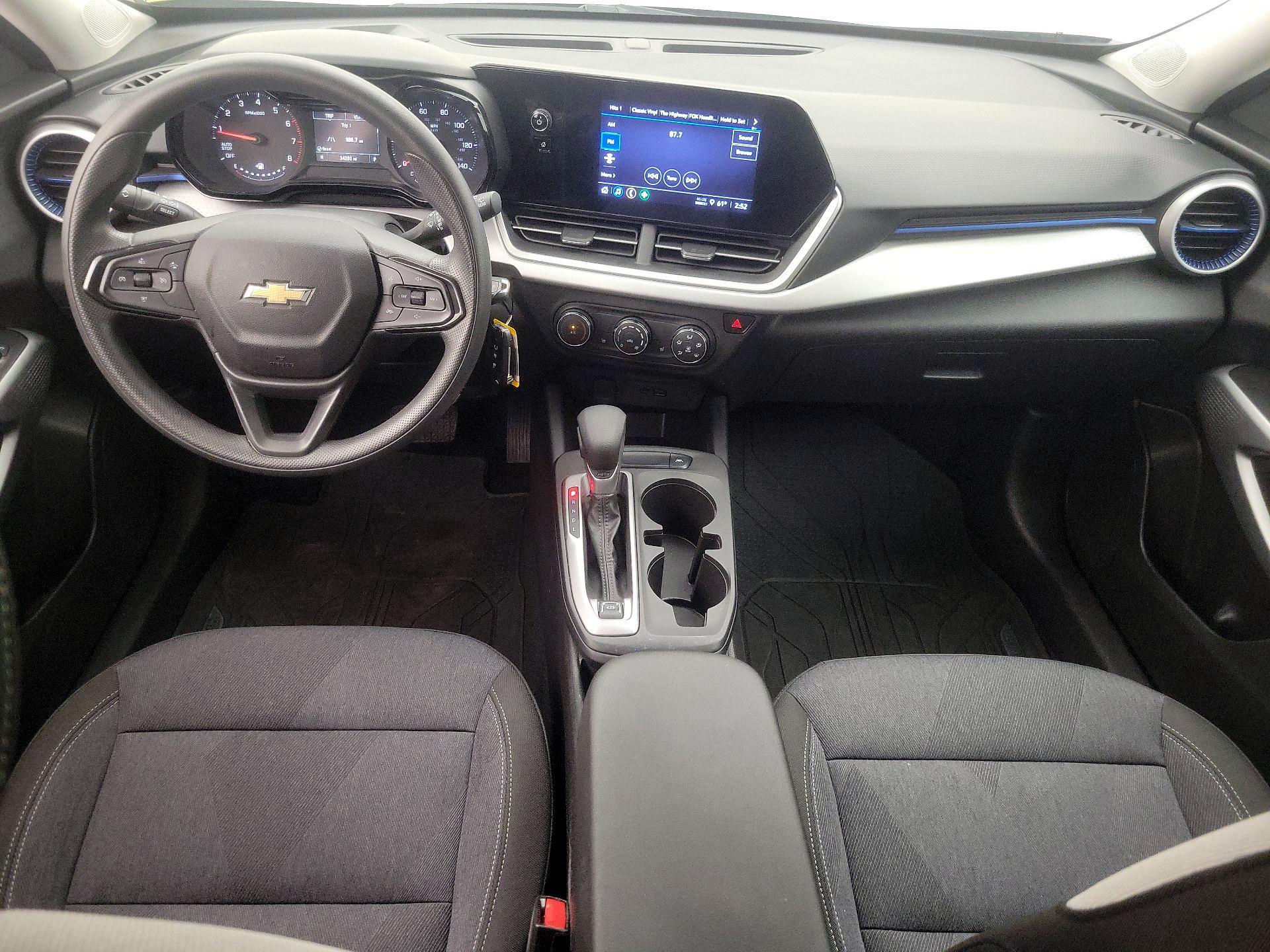 Thumbnail: 2024 Chevrolet Trax - 9