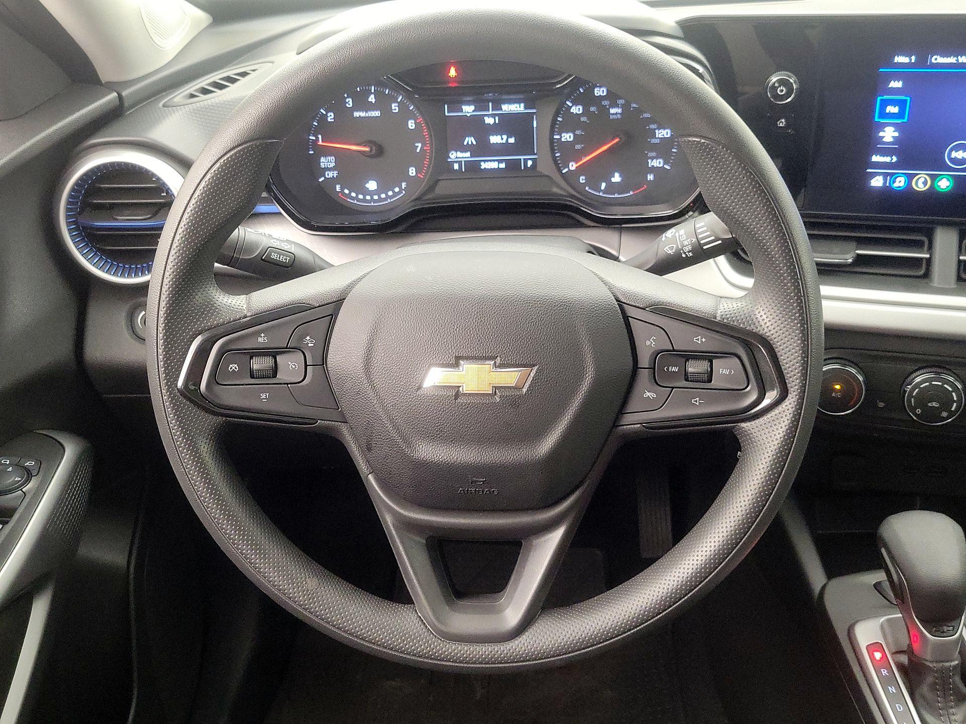Thumbnail: 2024 Chevrolet Trax - 10
