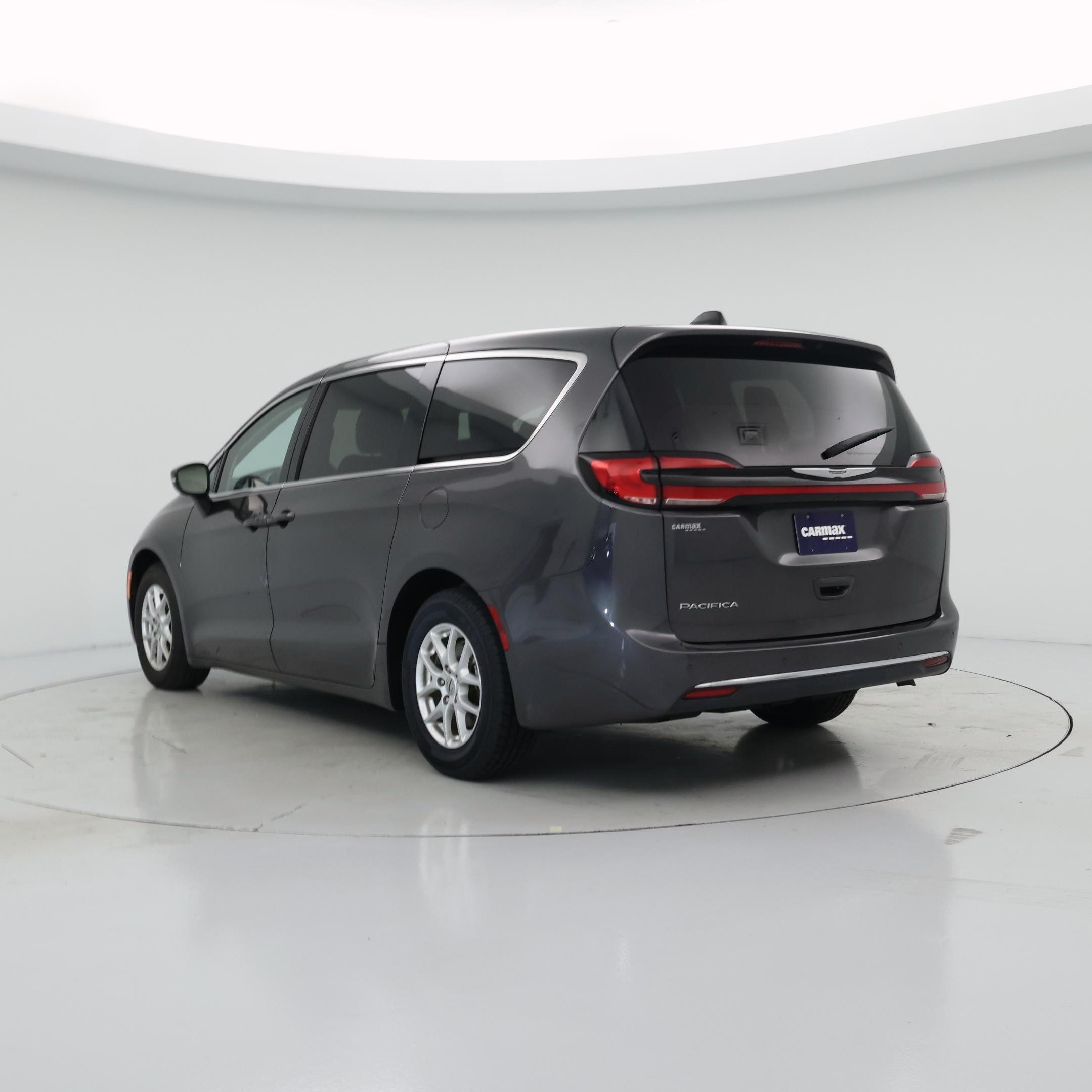 Thumbnail: 2023 Chrysler Pacifica - 2