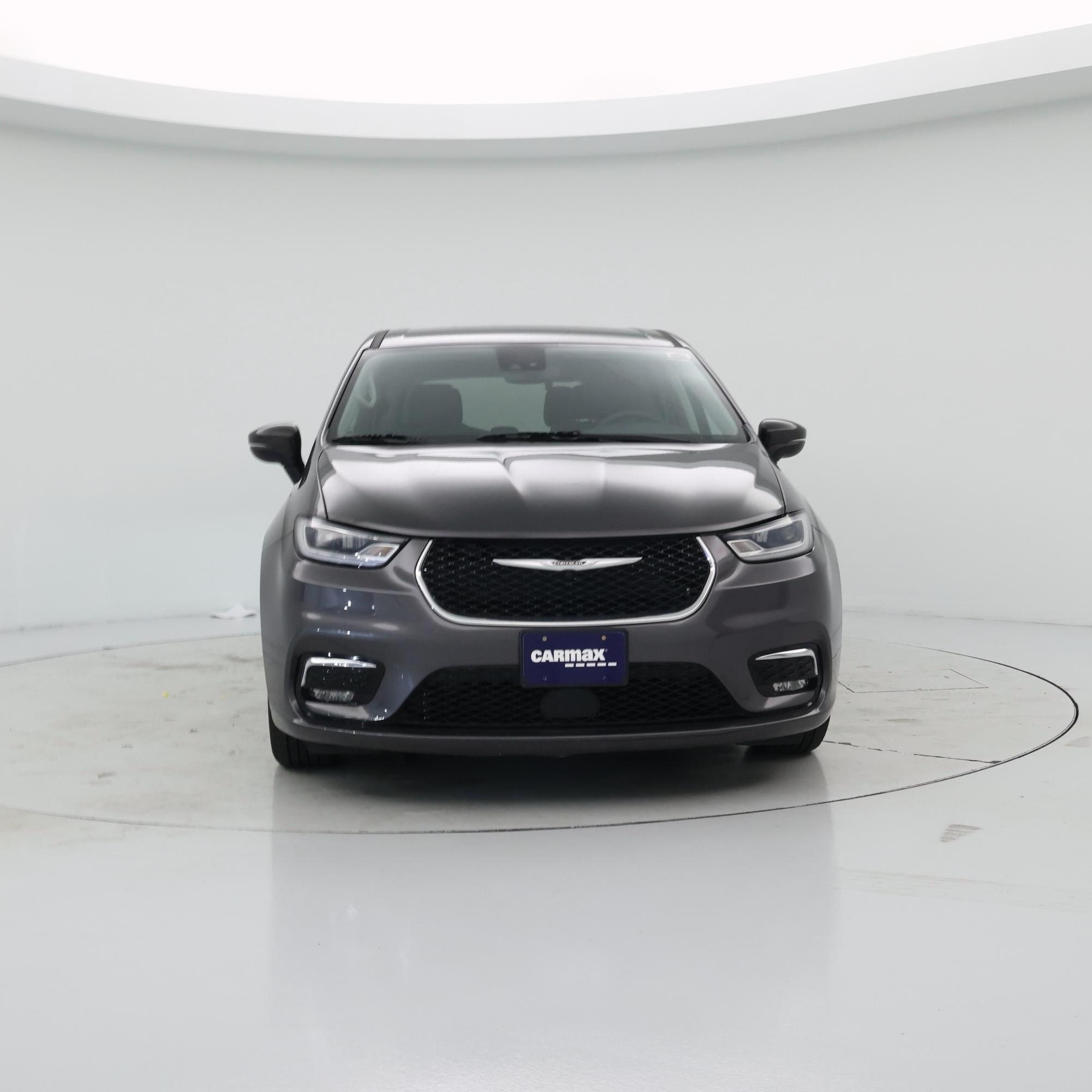 Thumbnail: 2023 Chrysler Pacifica - 5